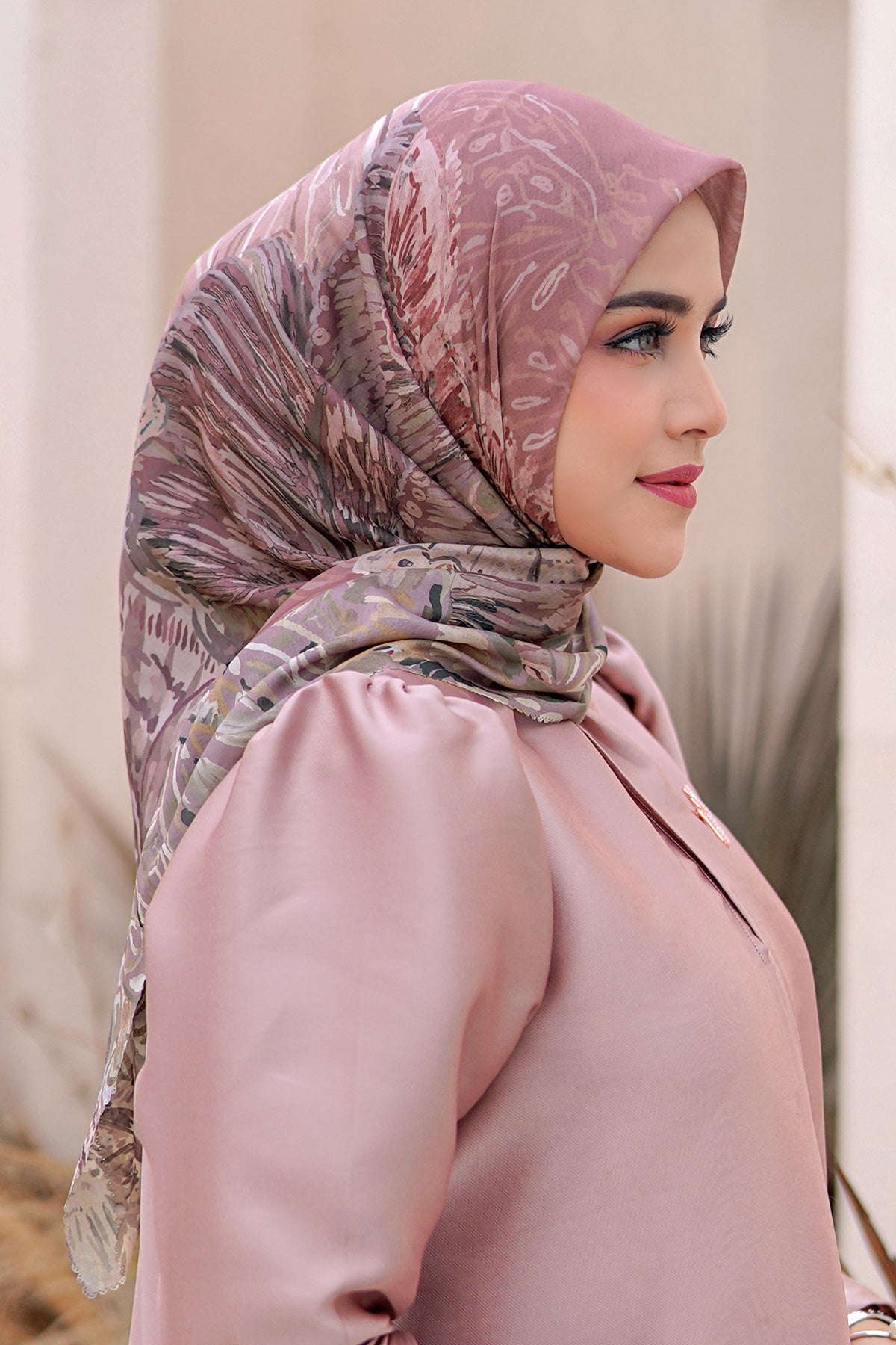 The Farsha Voal Square - Old Rose