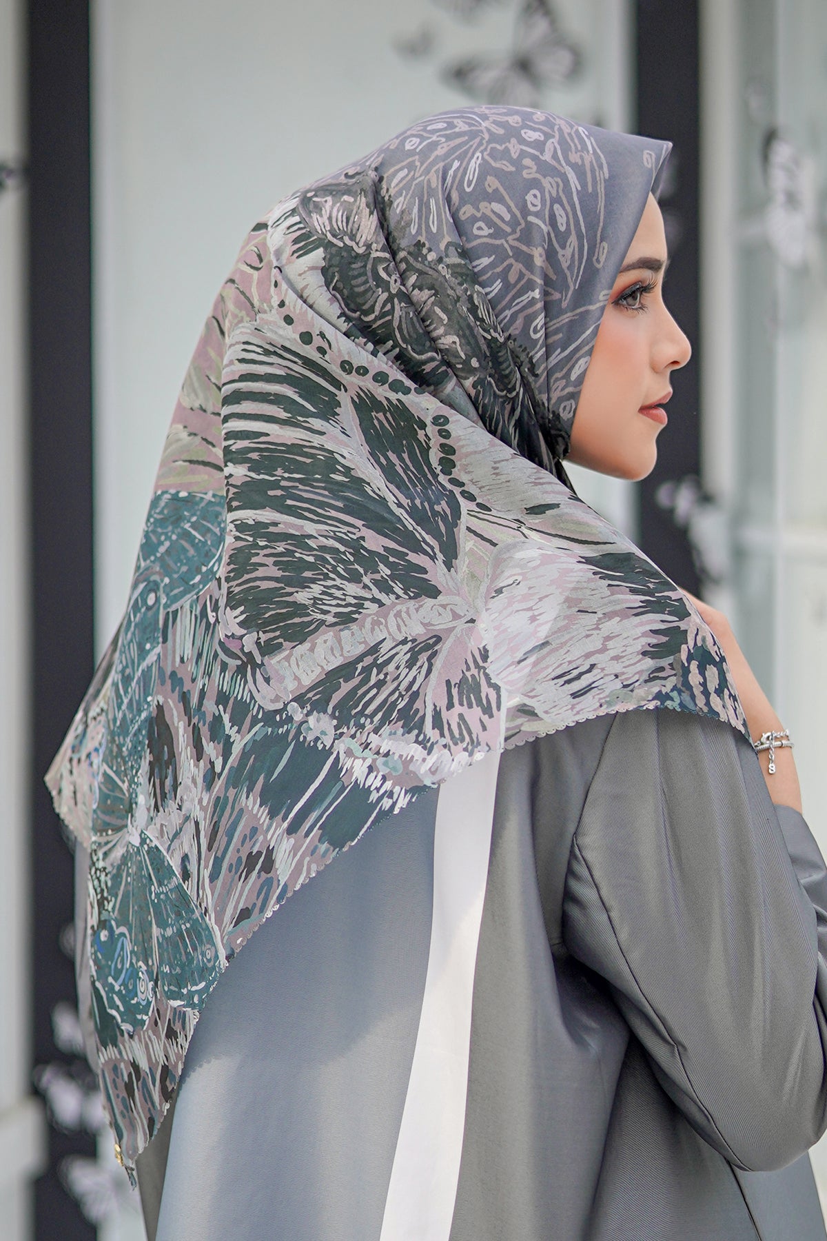 The Farsha Voal Square XL - Stone