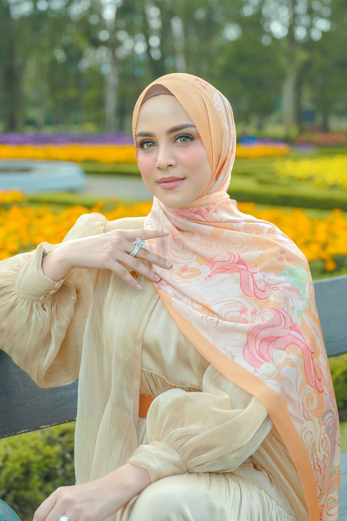 Dostluk Saten Şalı - Apple Jack