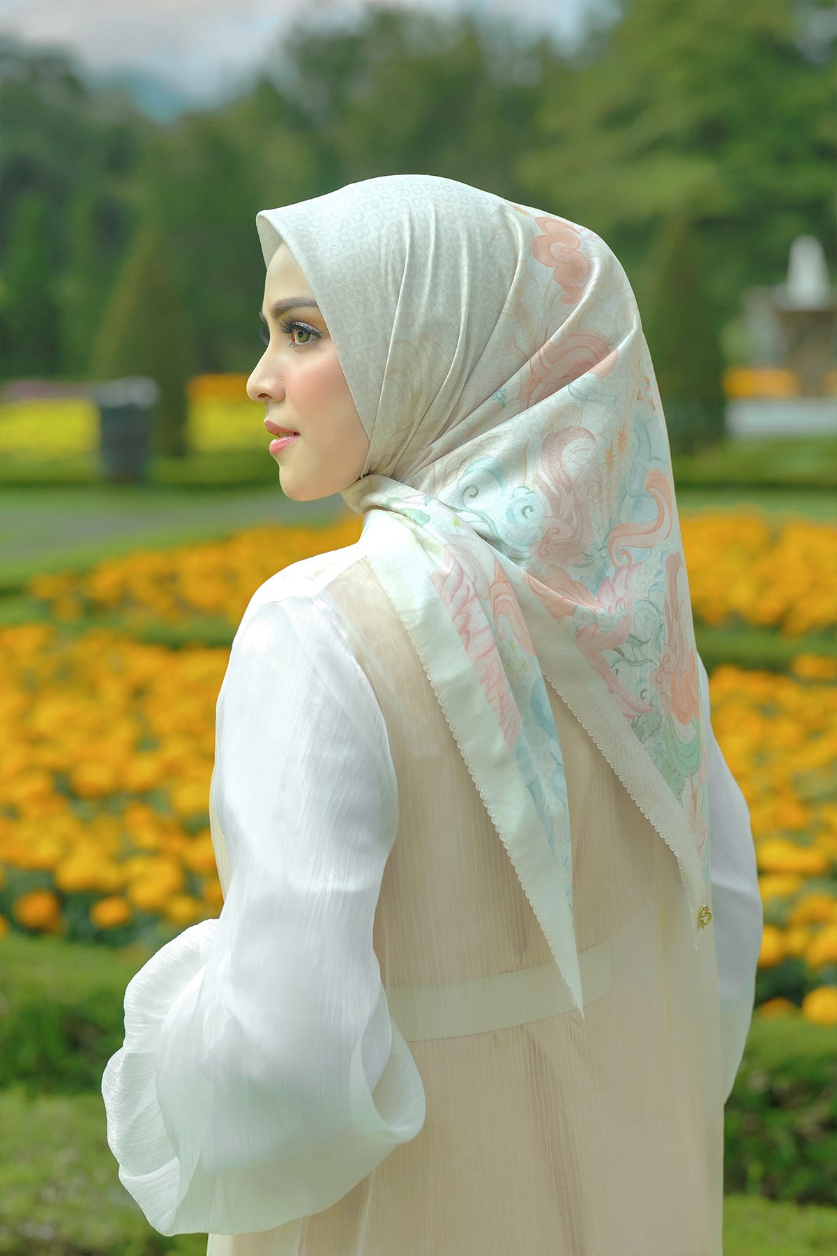 The Friendship Square - Bonbon