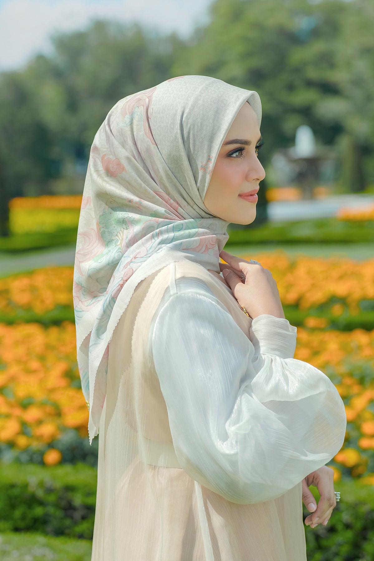 The Friendship Square - Bonbon