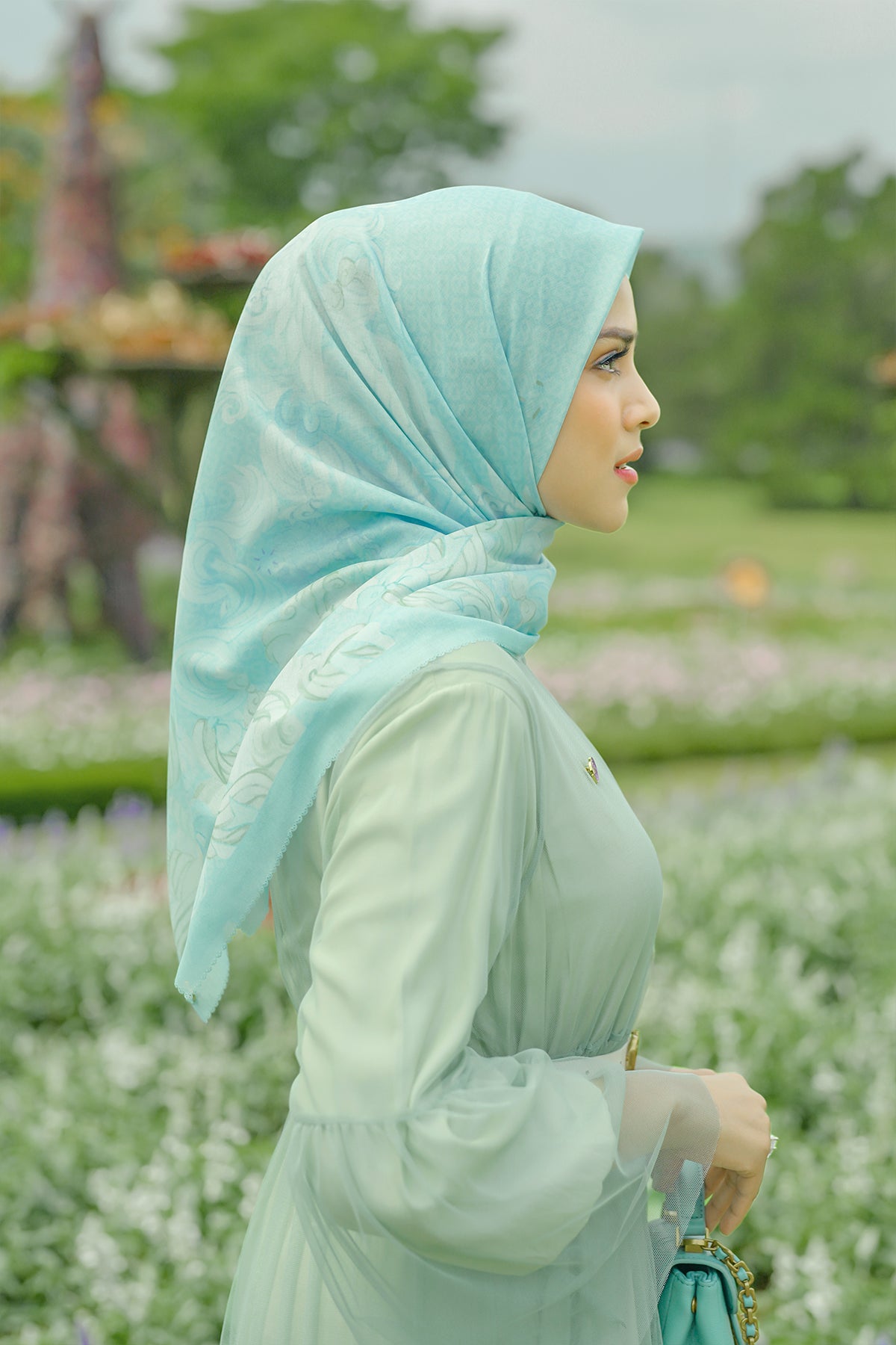 The Friendship Square - Lyra