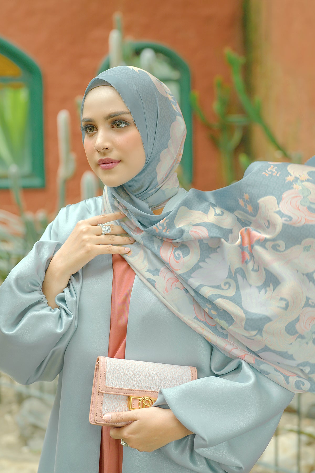 Dostluk Saten Şalı - Pokey