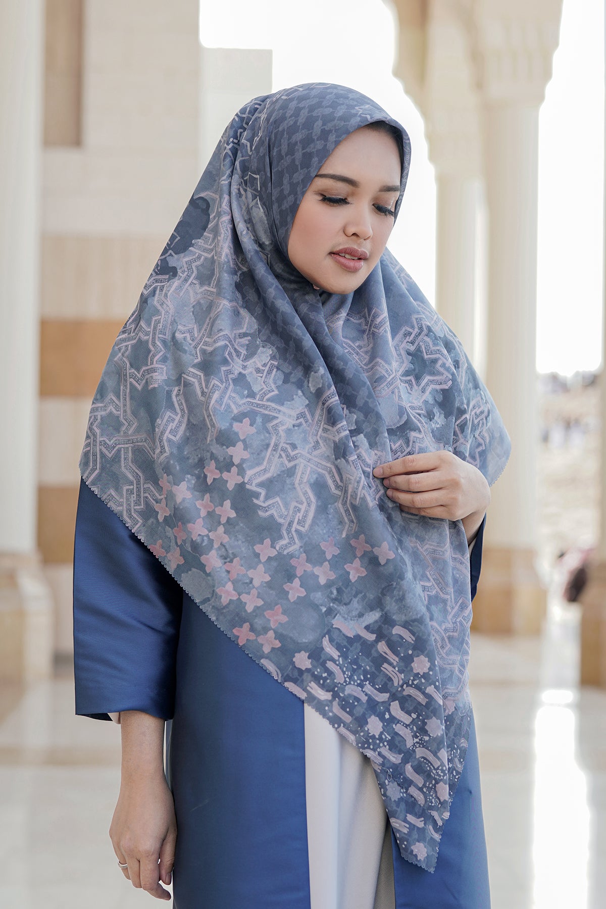 Haramain Series Voal Square XL - Allure