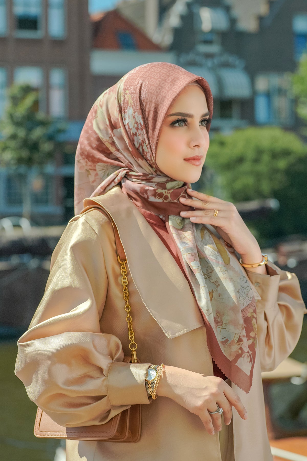 Yolculuk Meydanı - Bangkok