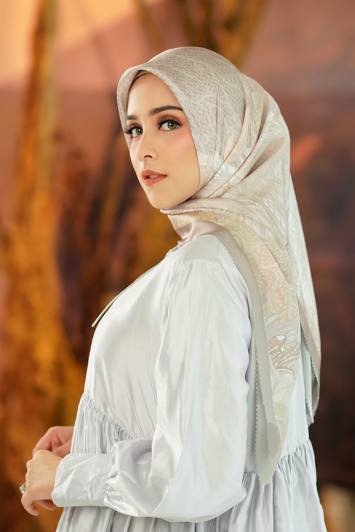 Nusantara Satin Square - Mountain