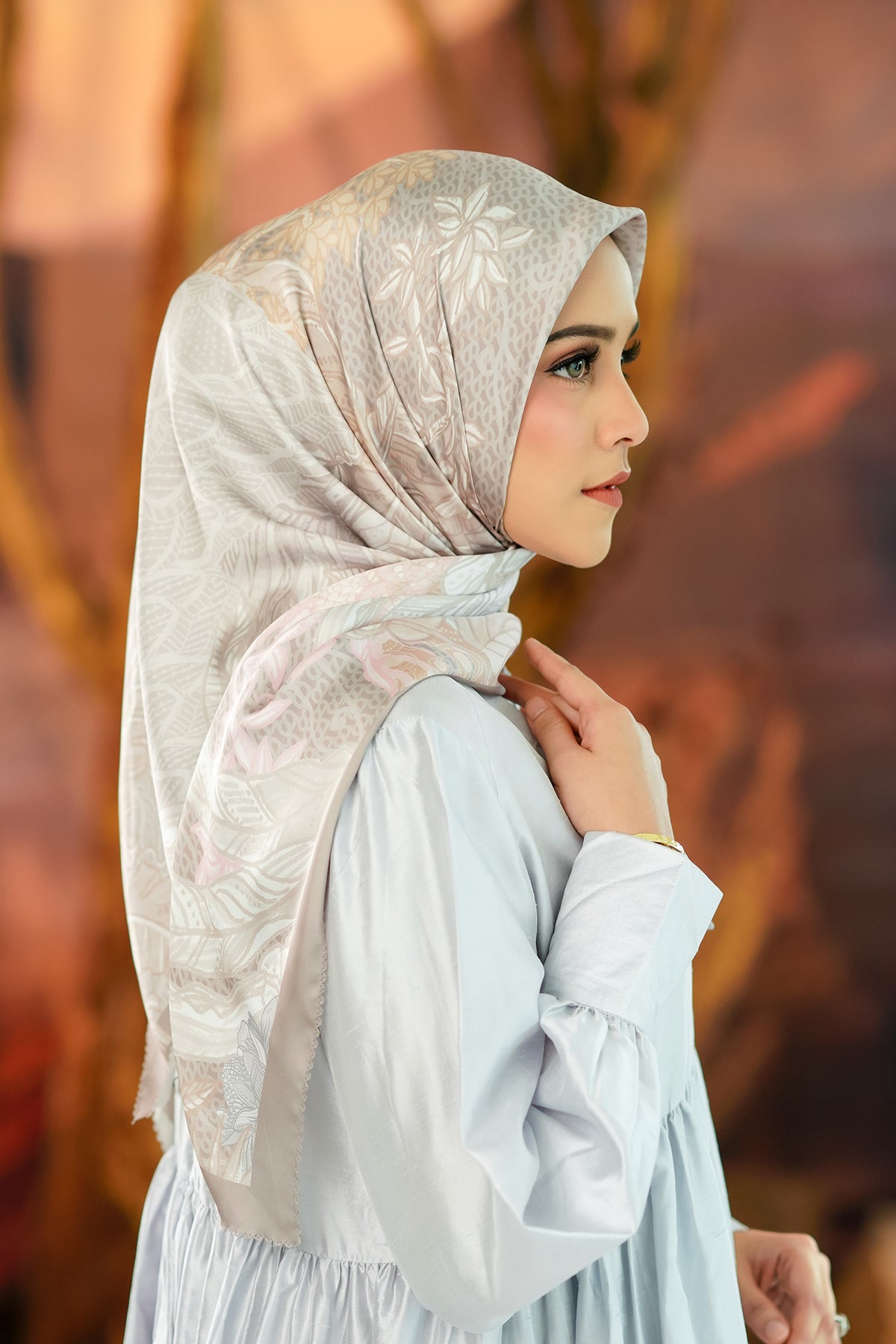 Nusantara Satin Square - Mountain