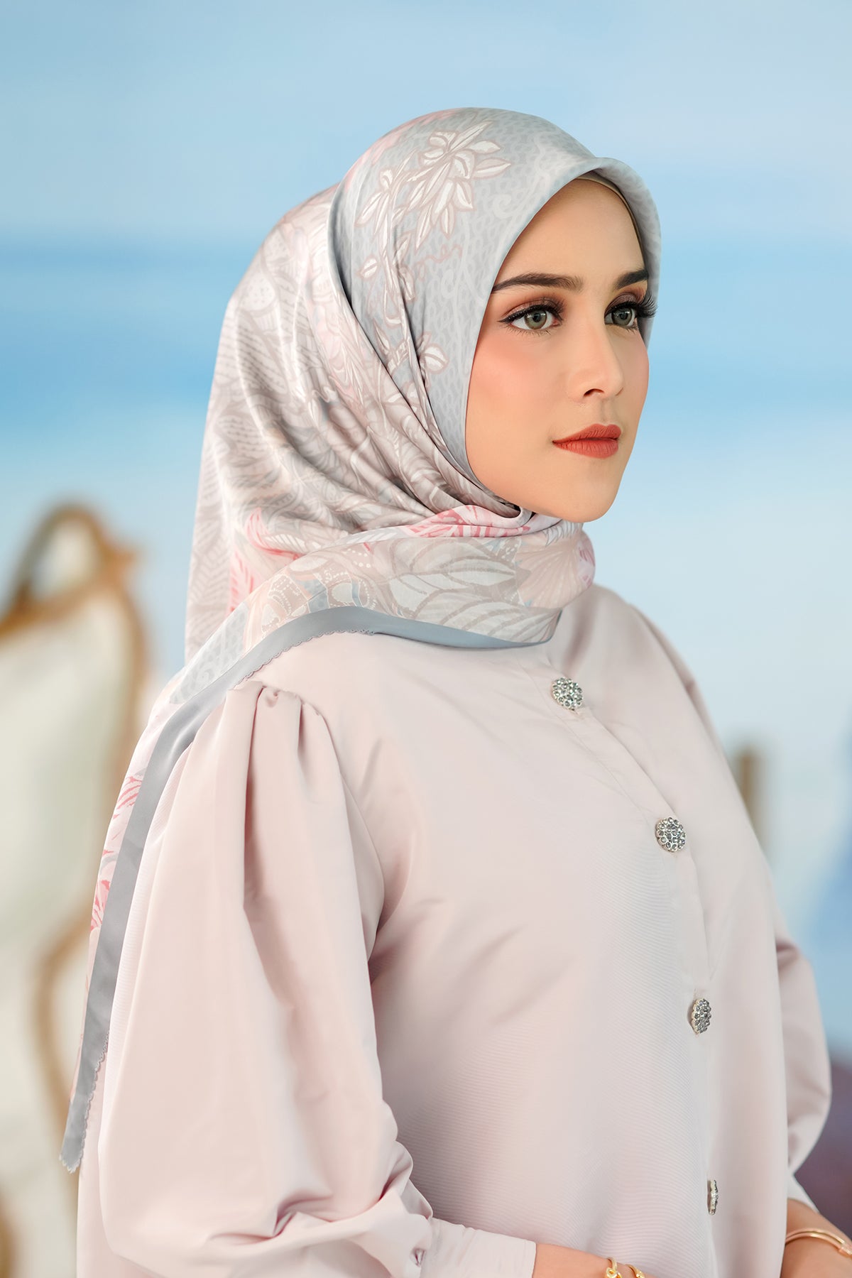 Nusantara Saten Meydanı - Savanna