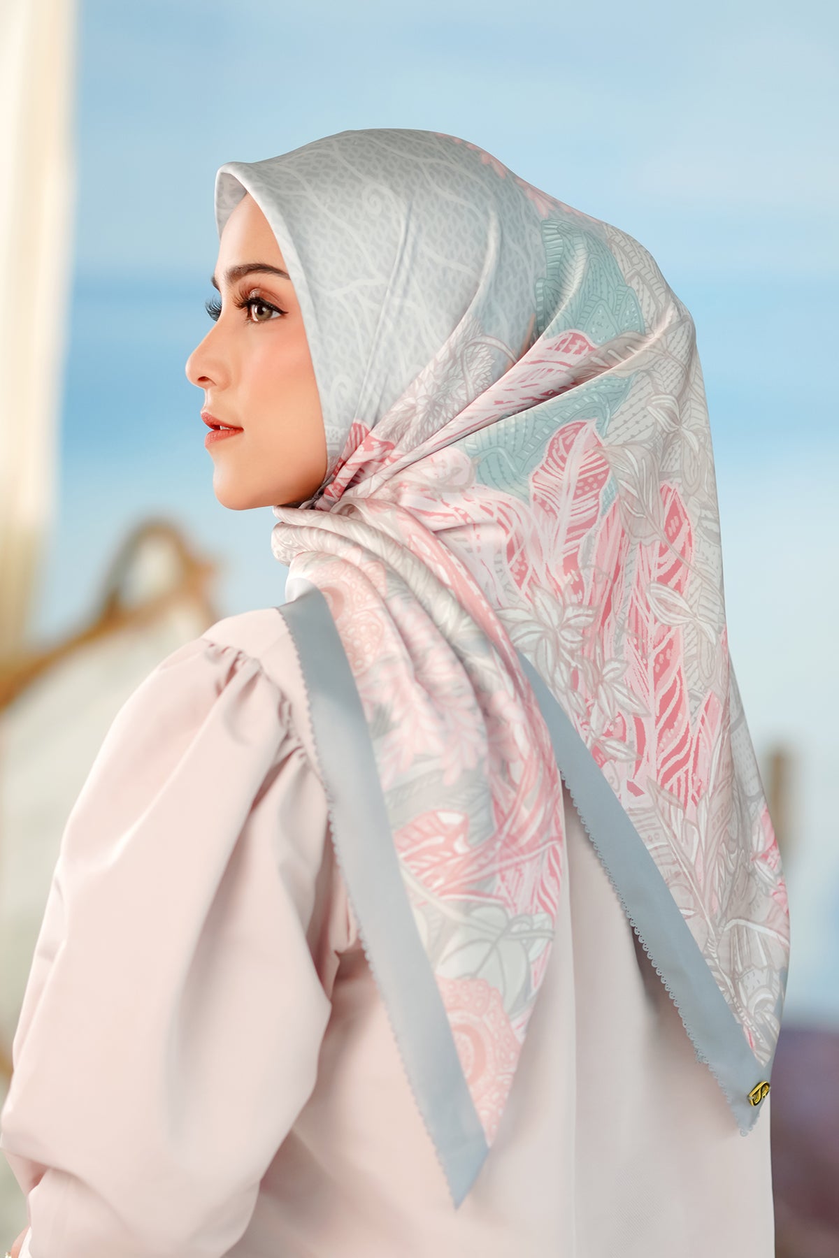 Nusantara Saten Meydanı - Savanna