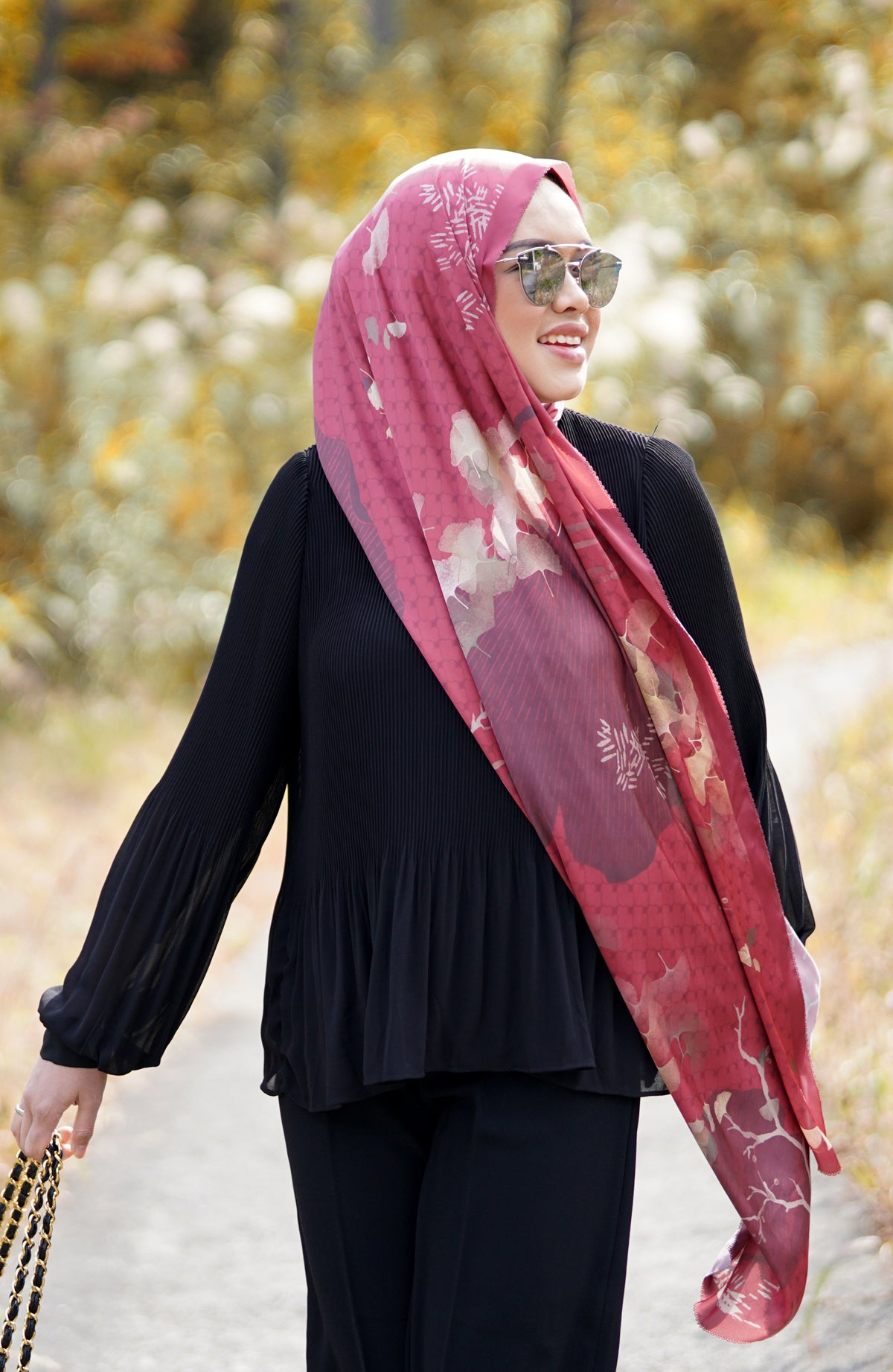 Ginkgo Satin Shawl - Red Bean