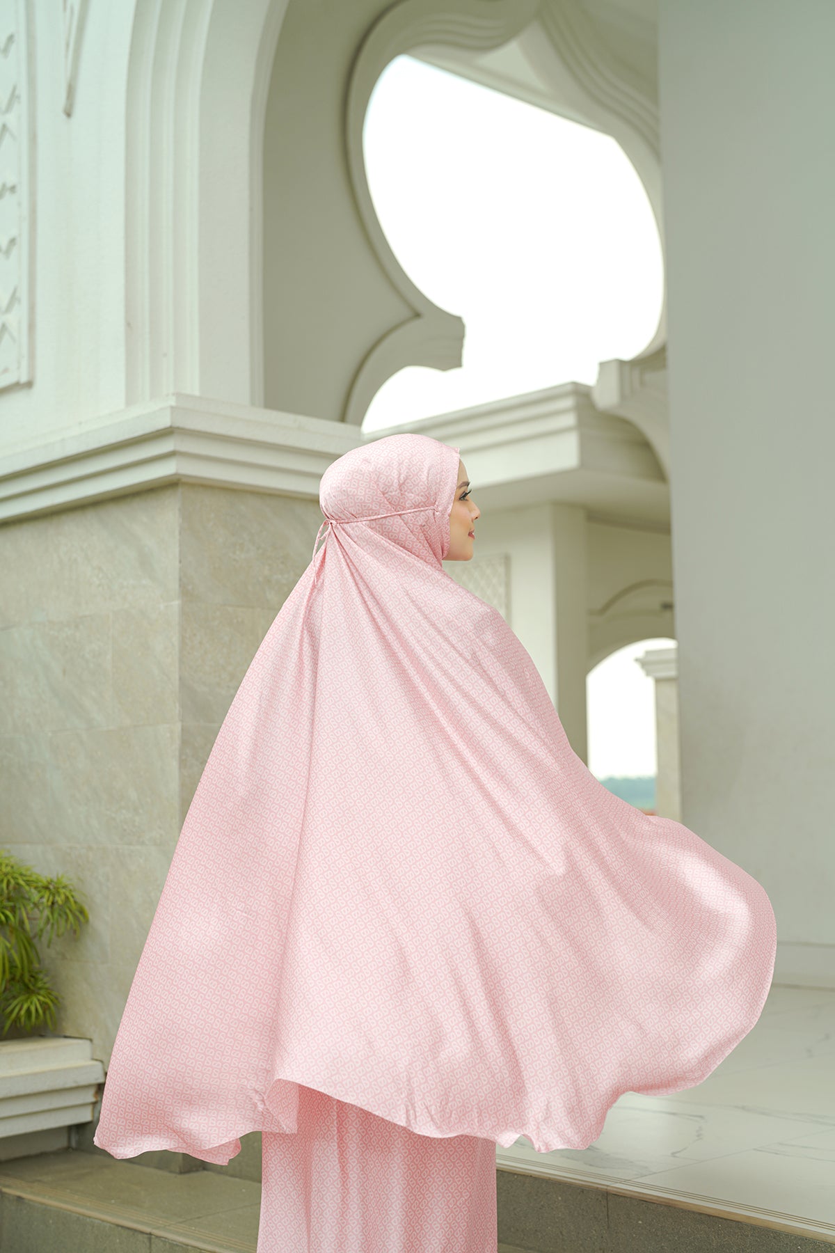 Tapis Prayer Robe - Rose
