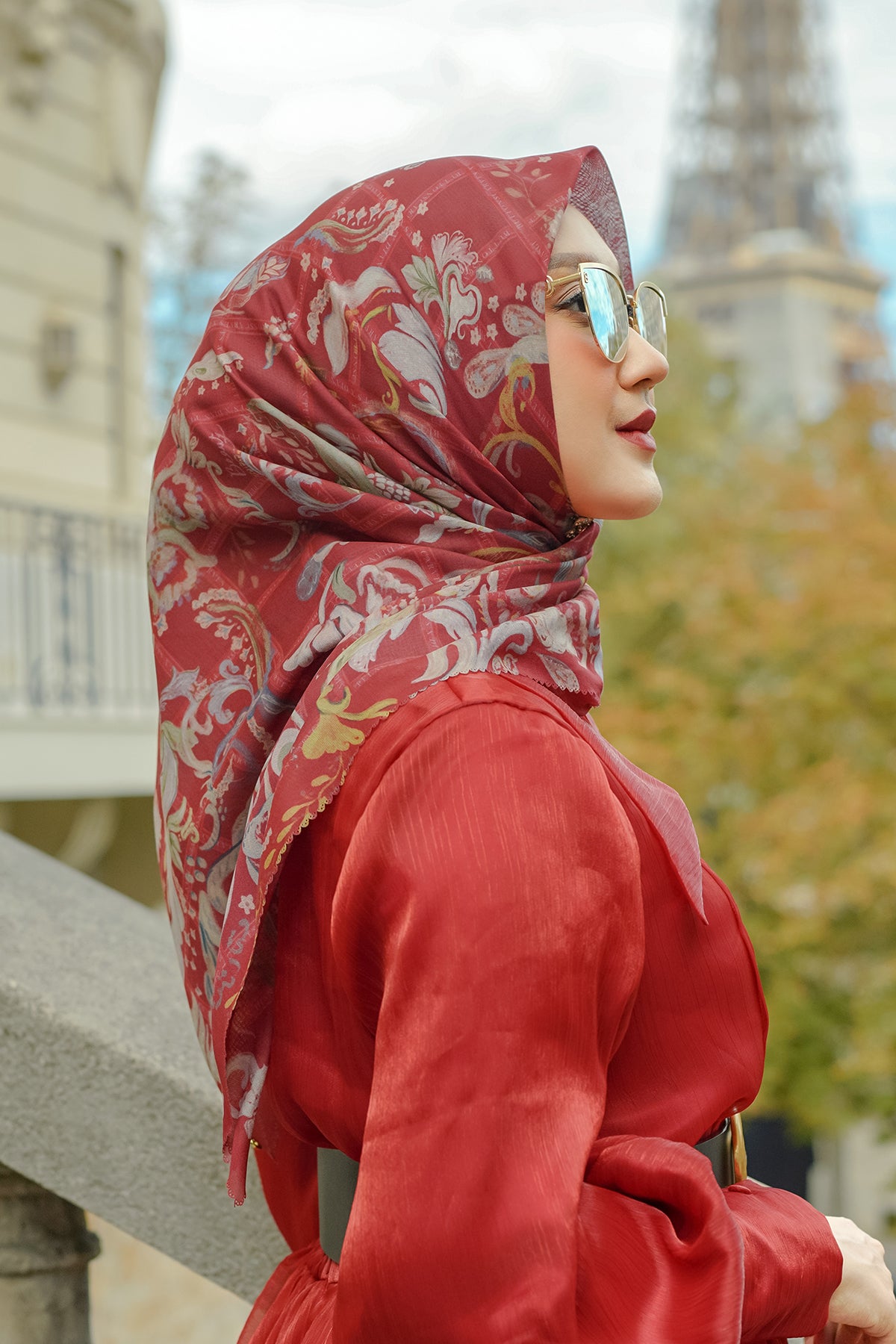 The Autograph Square - Cerise