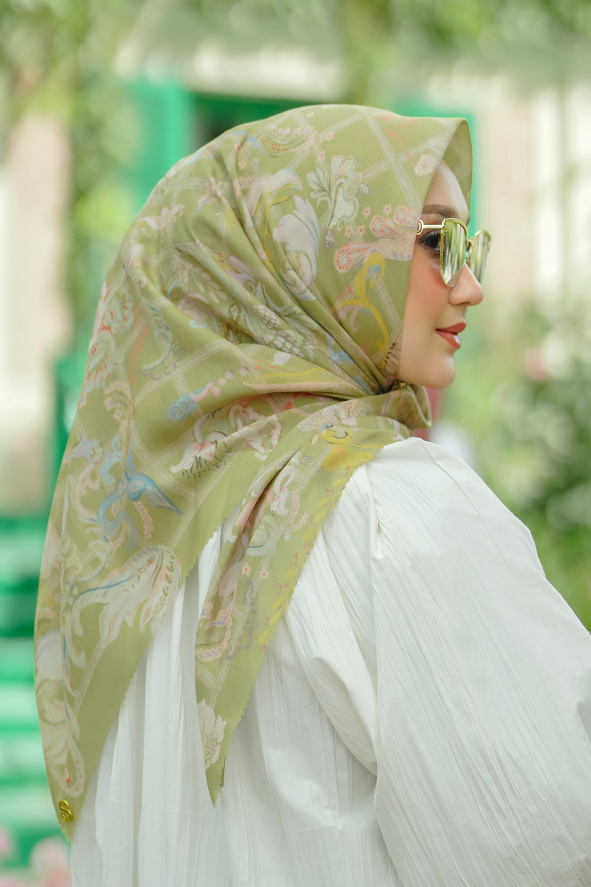 The Autograph Square - Vert