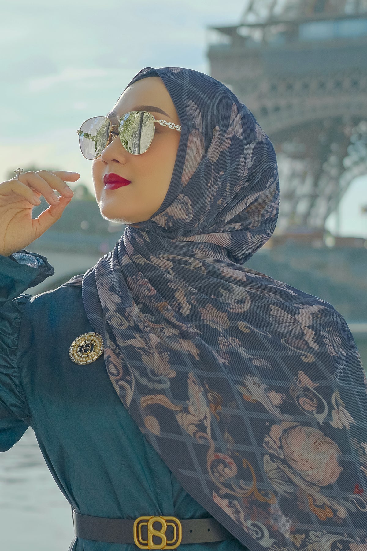 The Autograph Pleated Shawl - Bleu