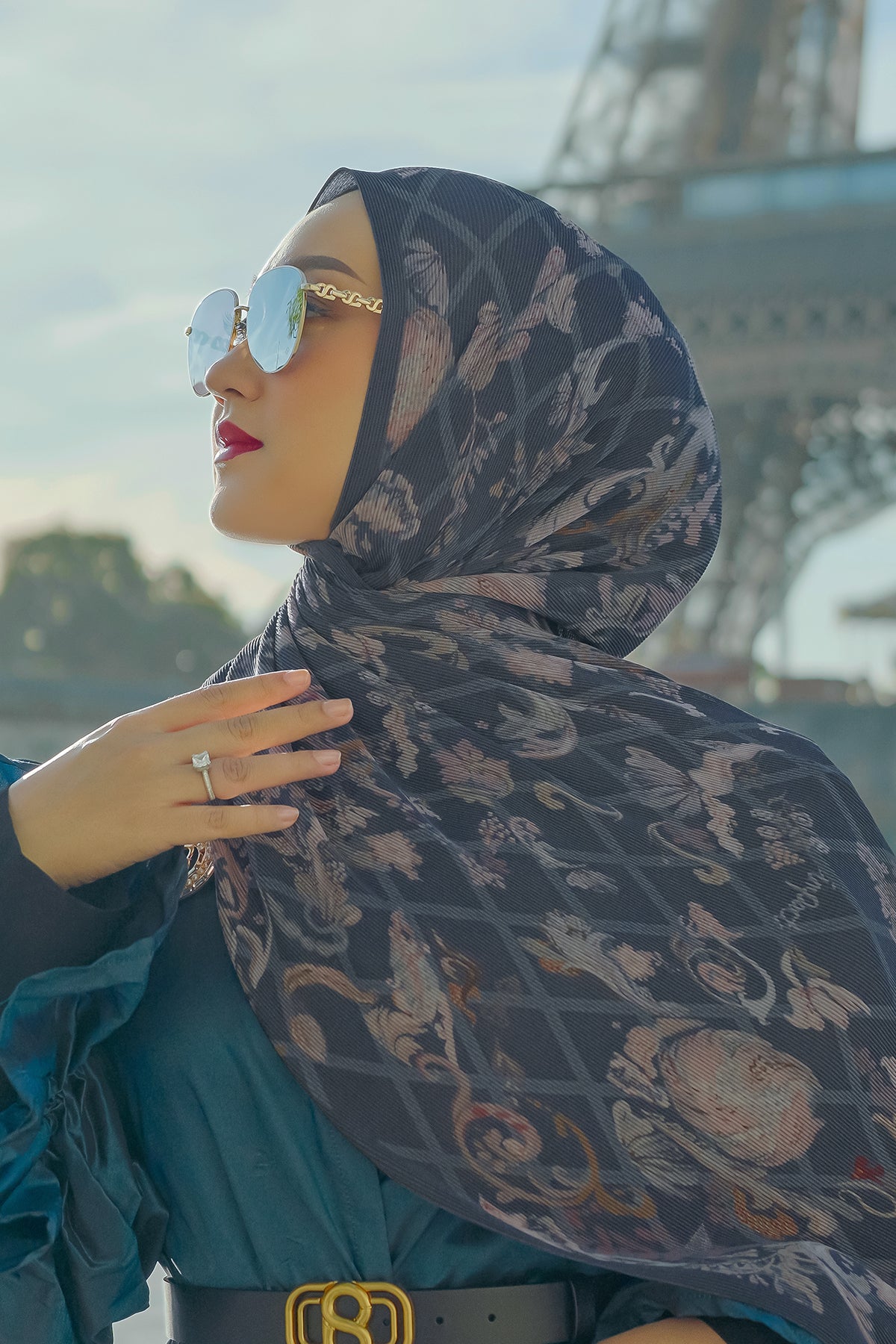 The Autograph Pleated Shawl - Bleu