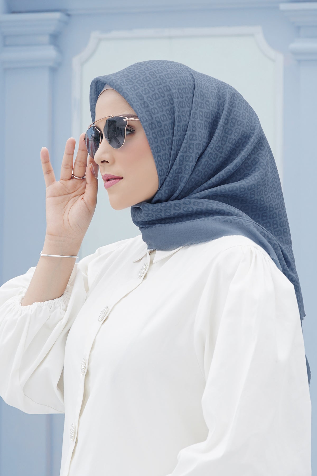 The Tapis Square - Ice Blue