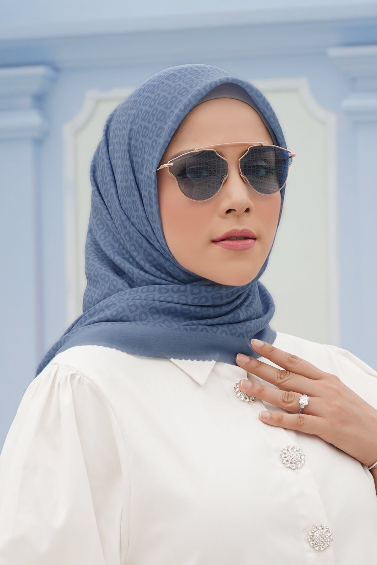 The Tapis Square - Ice Blue