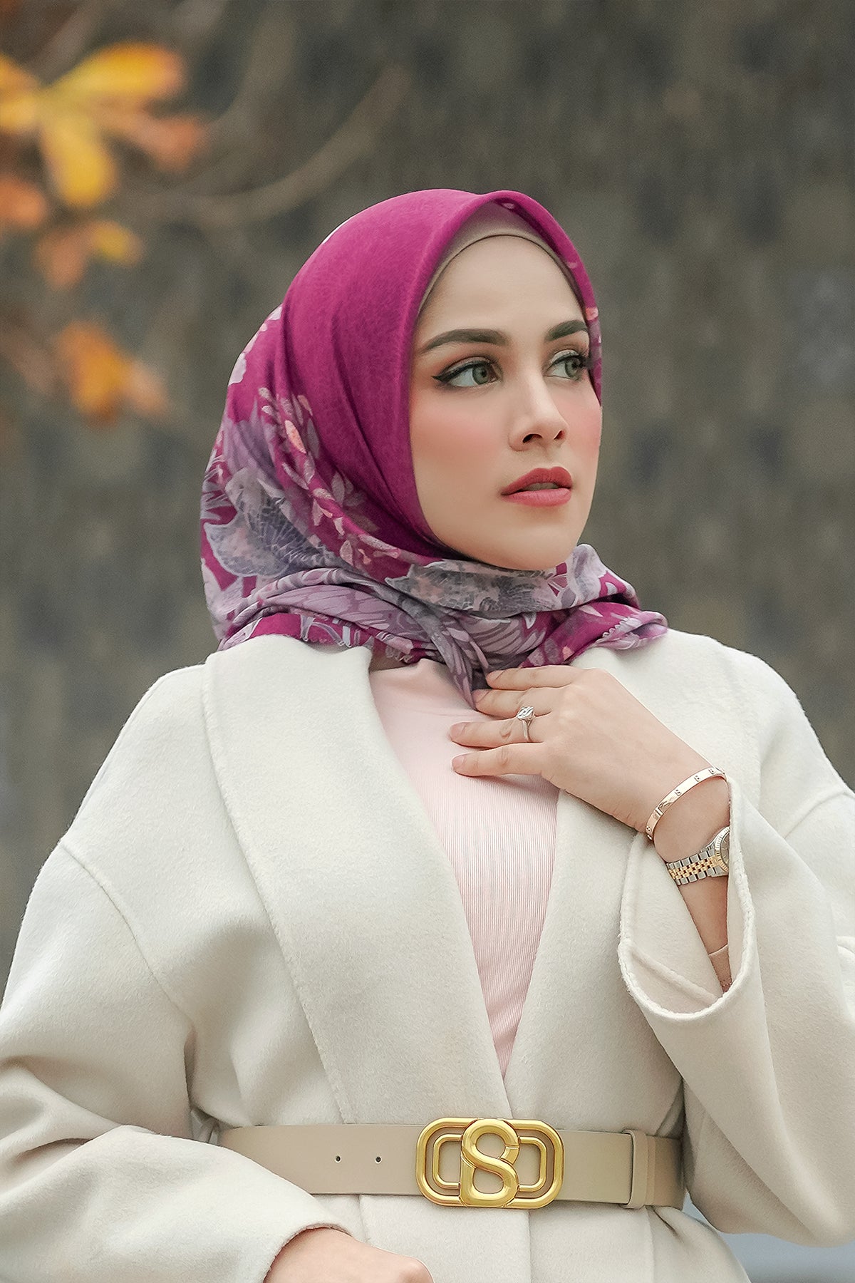 Thun Voile Meydanı - Bougenville