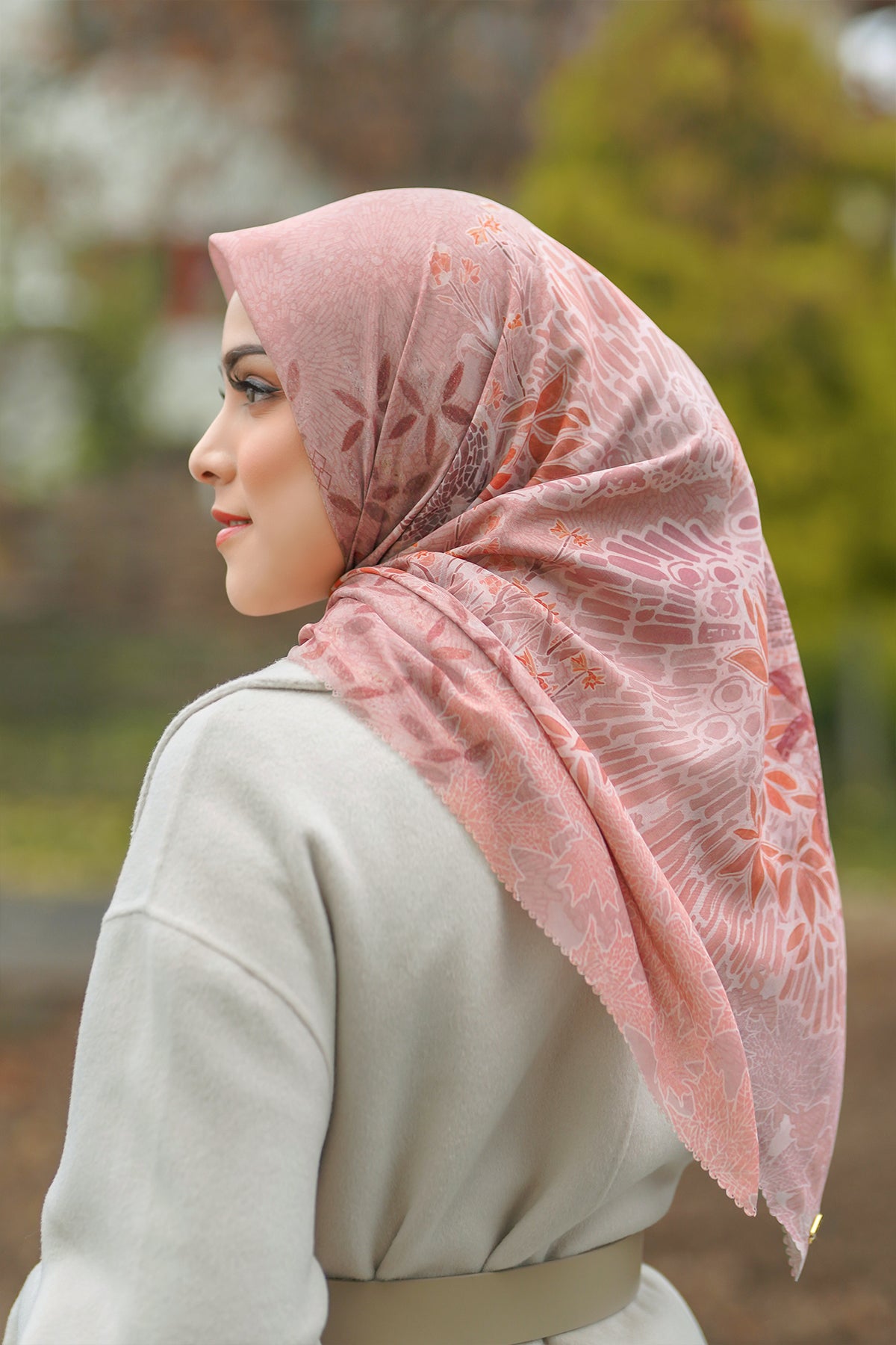 Thun Voile Kare - Maun