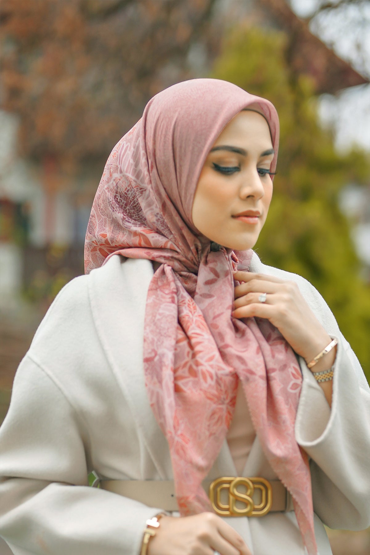 Thun Voile Kare - Maun