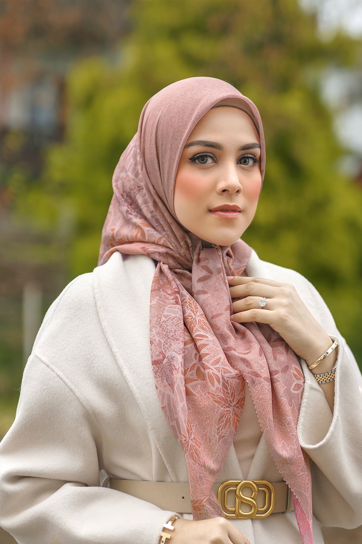 Thun Voile Kare - Maun