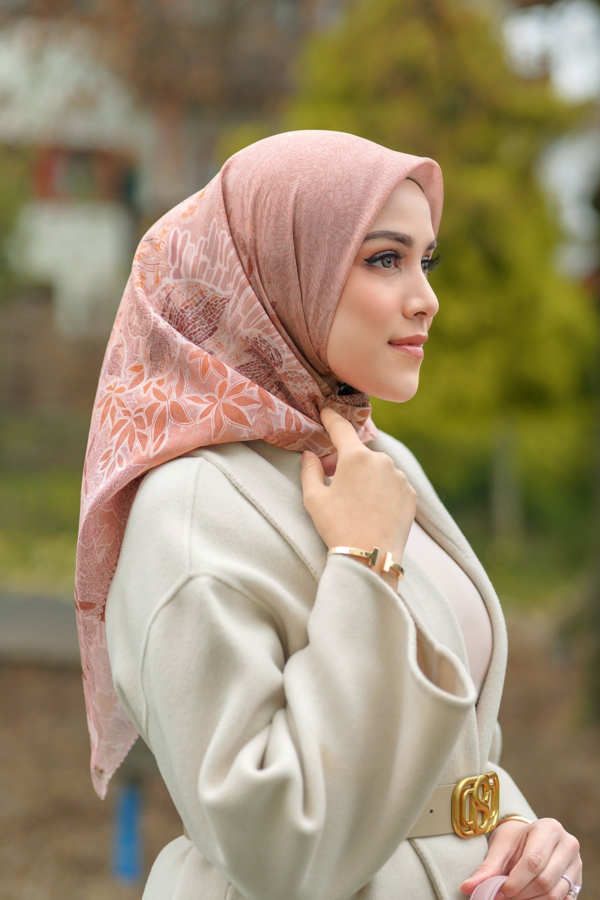 Thun Voile Kare - Maun