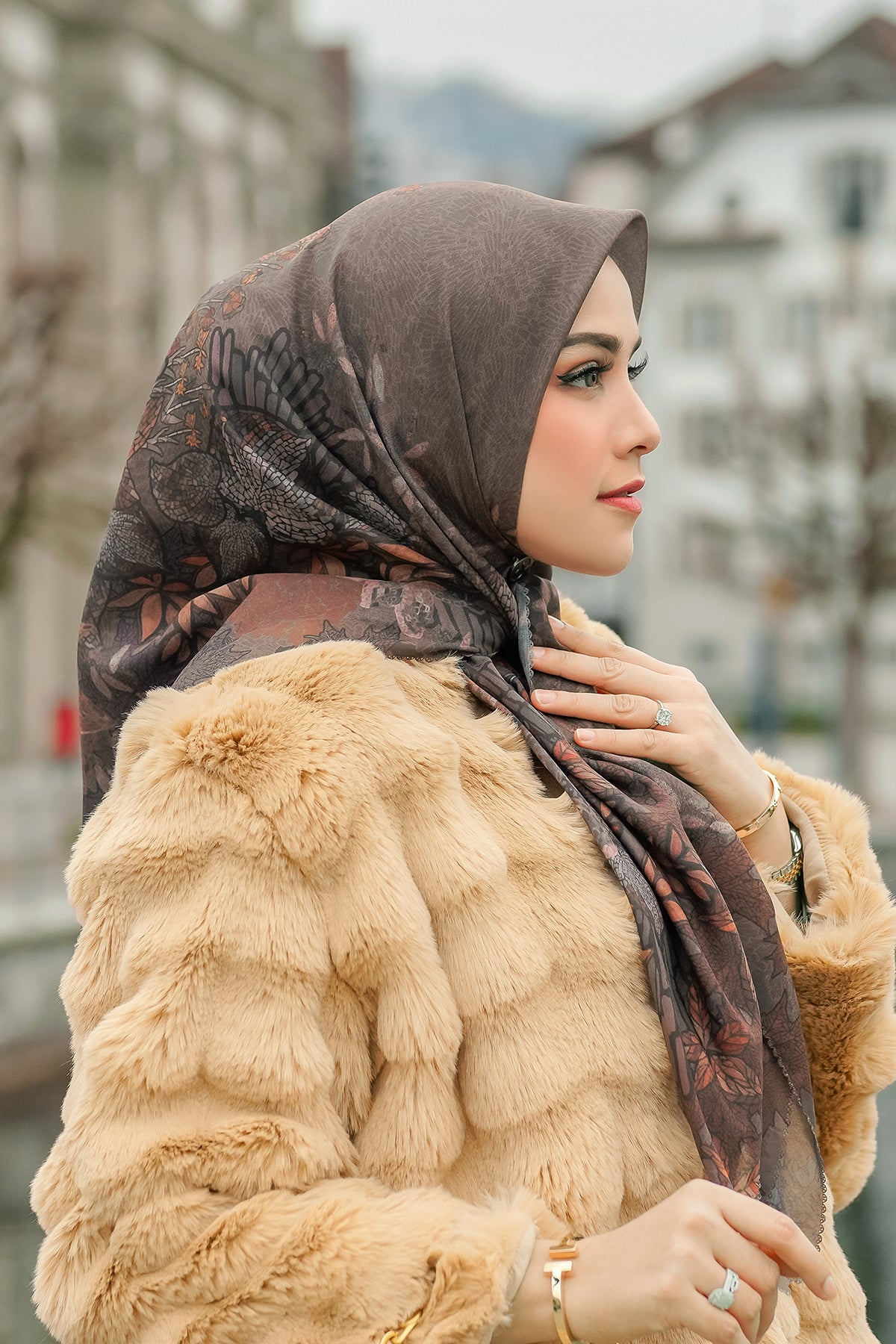 Thun Voile Kare - Ahşap