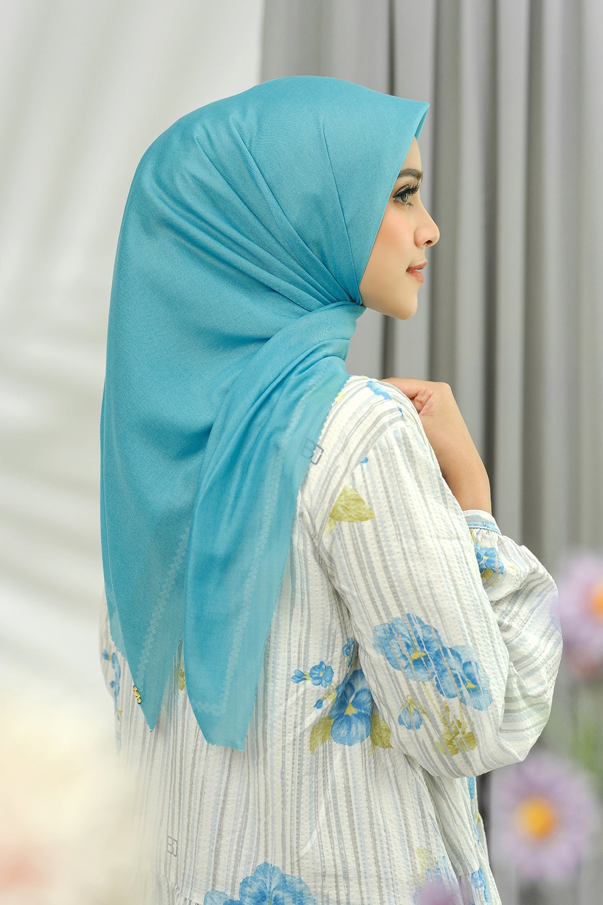 Today's Scarf - Blue Atoll