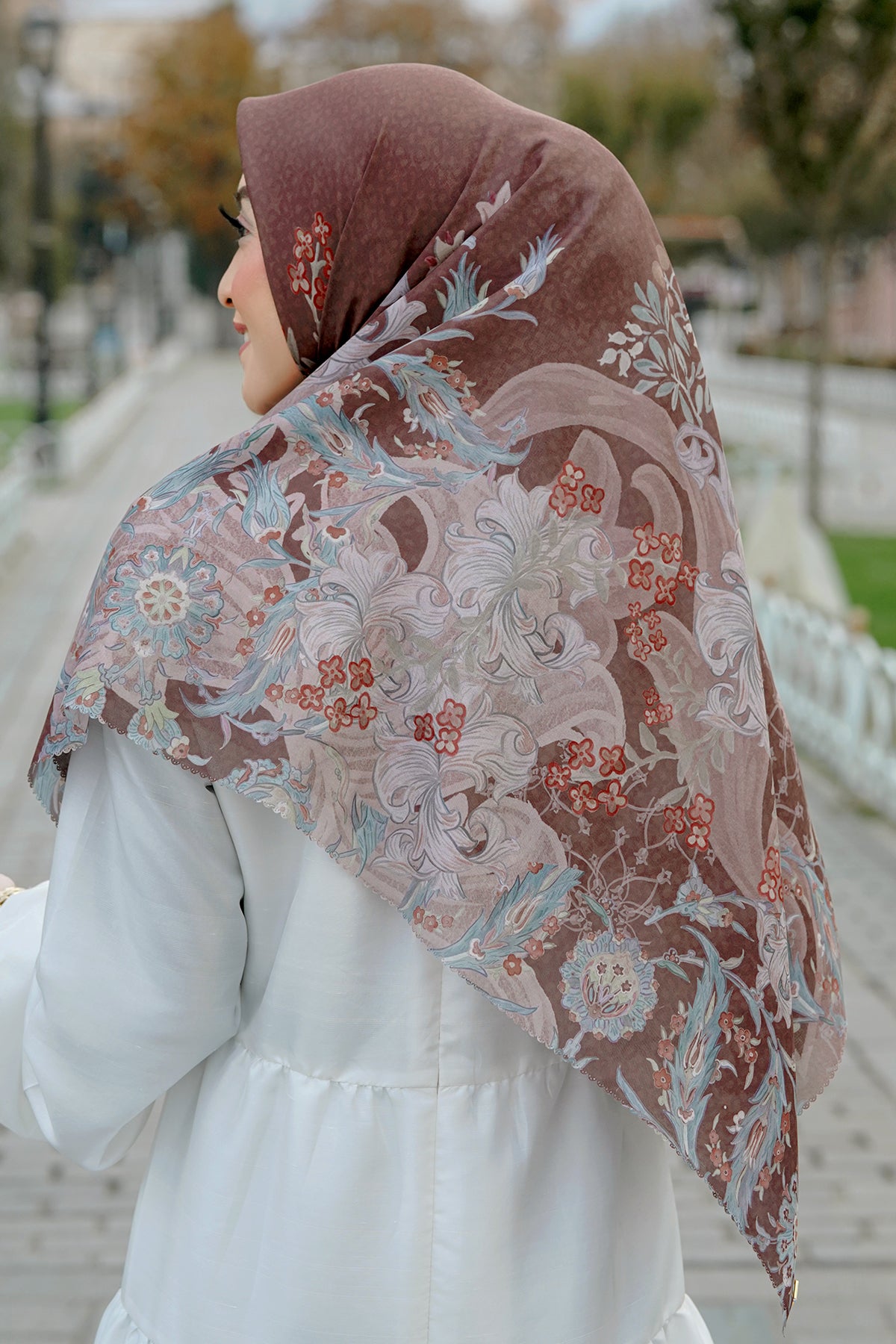 Topkapı Voal Kare XL - Ceviz