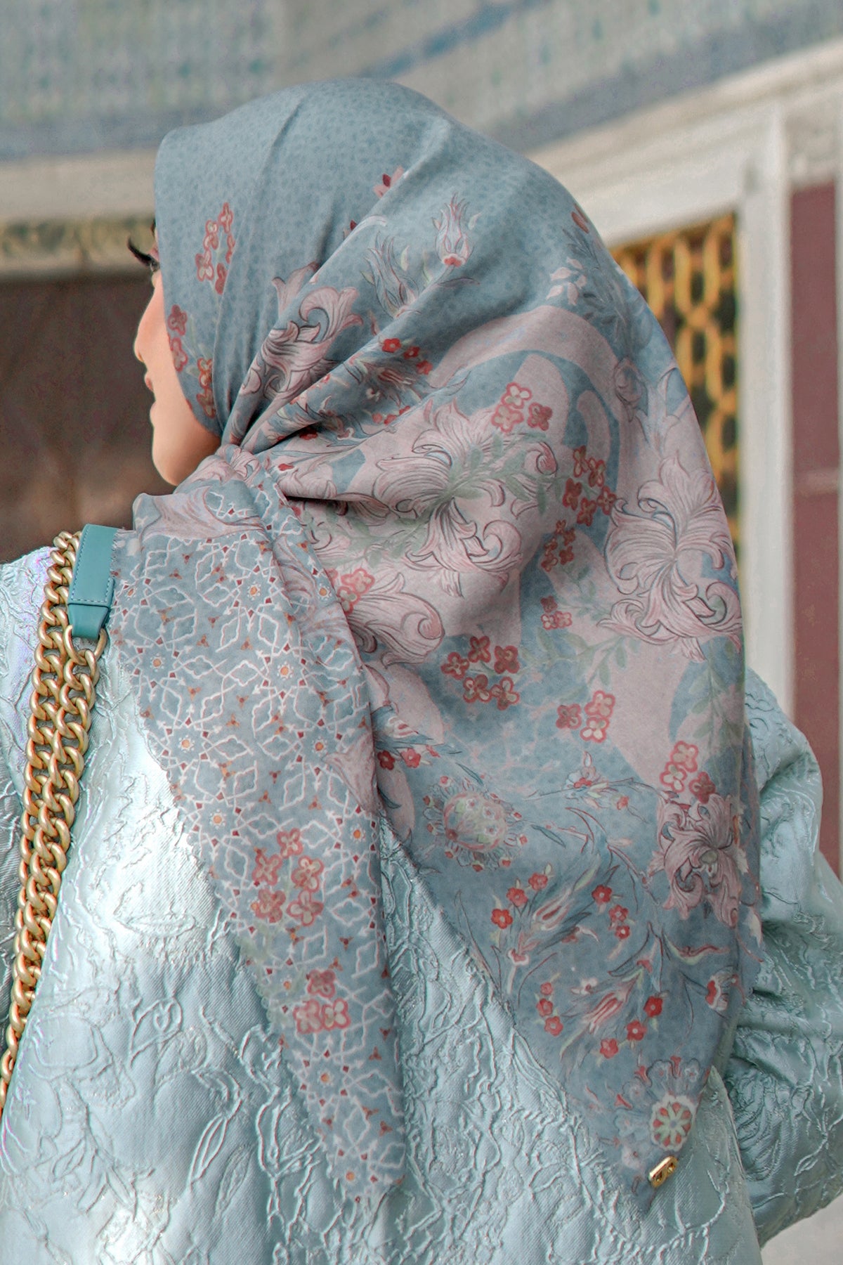 Topkapı Voal Meydanı - Turkuaz