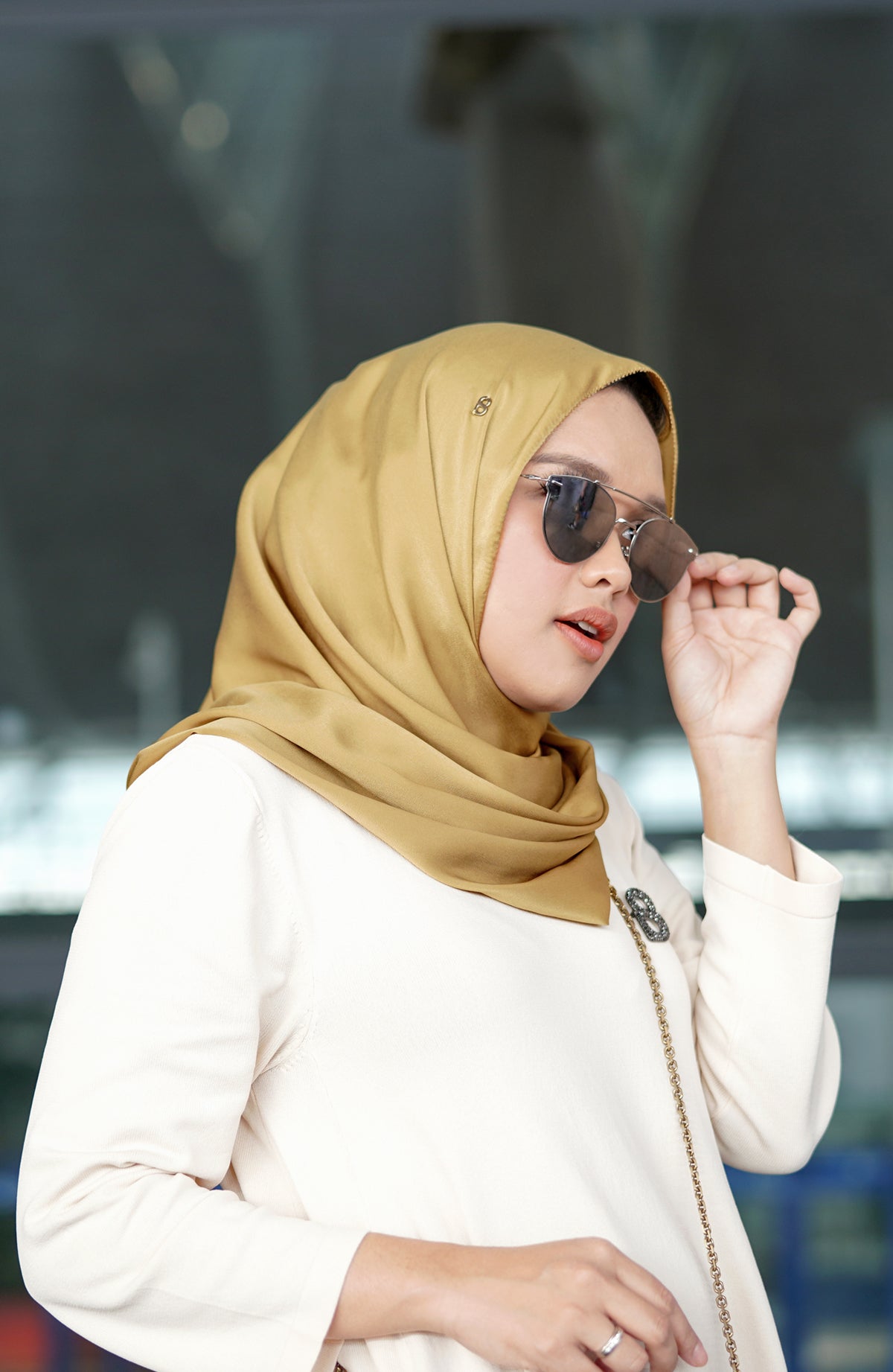 Twisted Instant in Olive