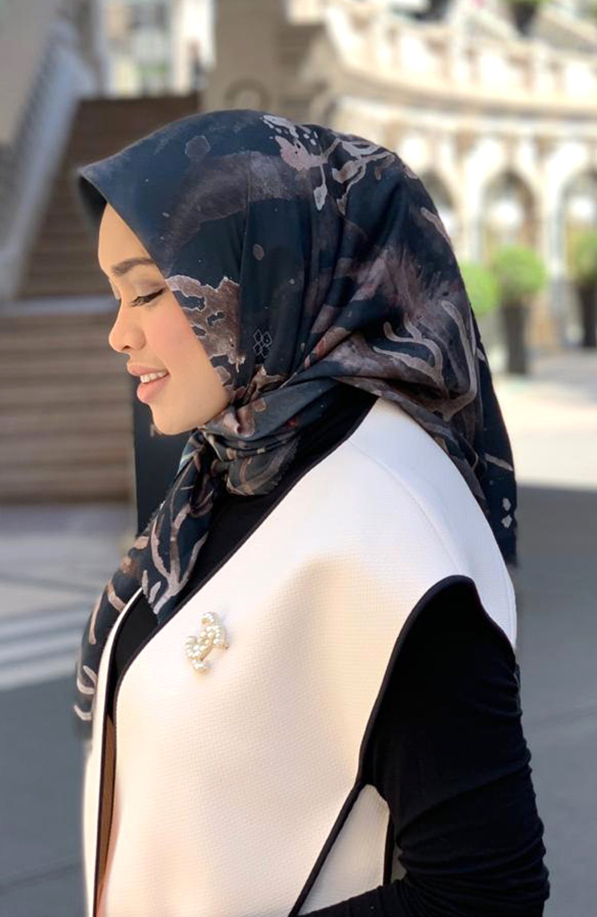 Twilight Voal Square - Black