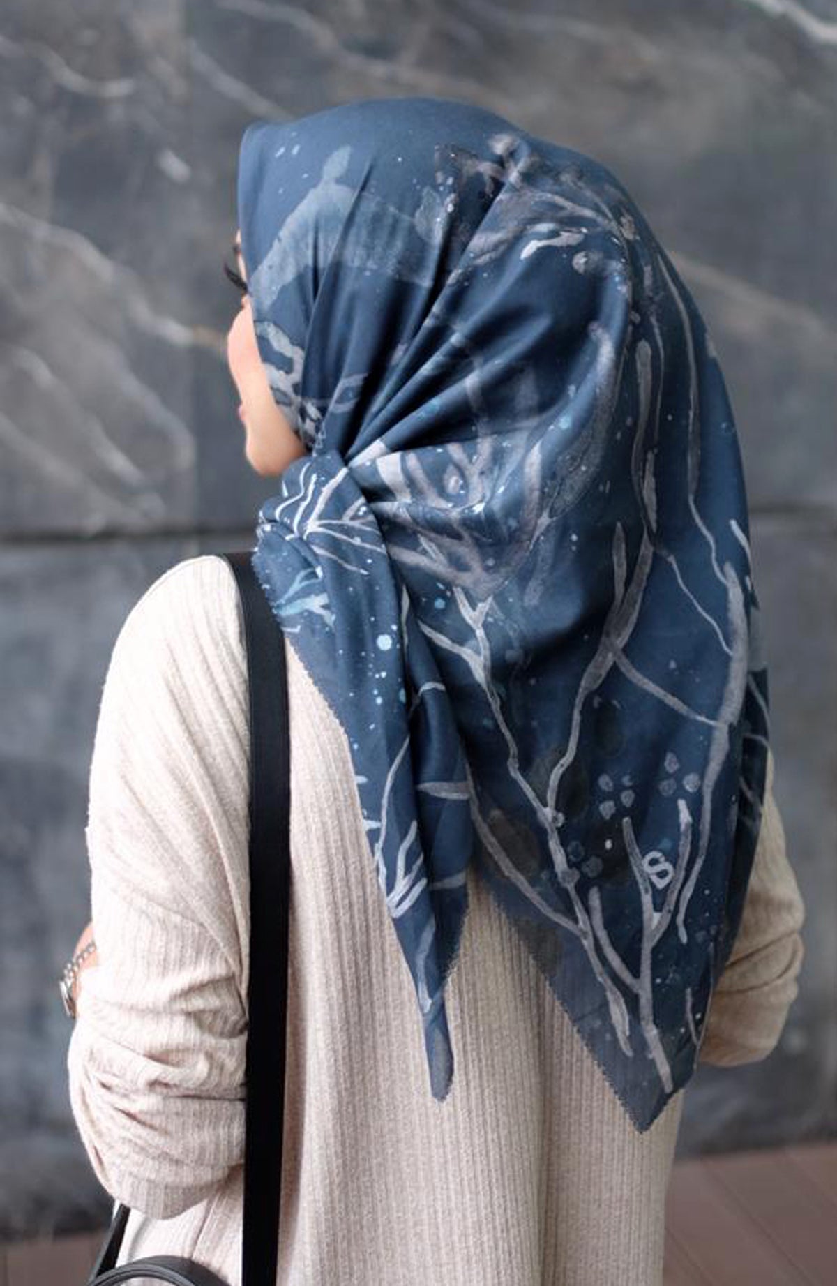 Twilight Voal Square - Navy