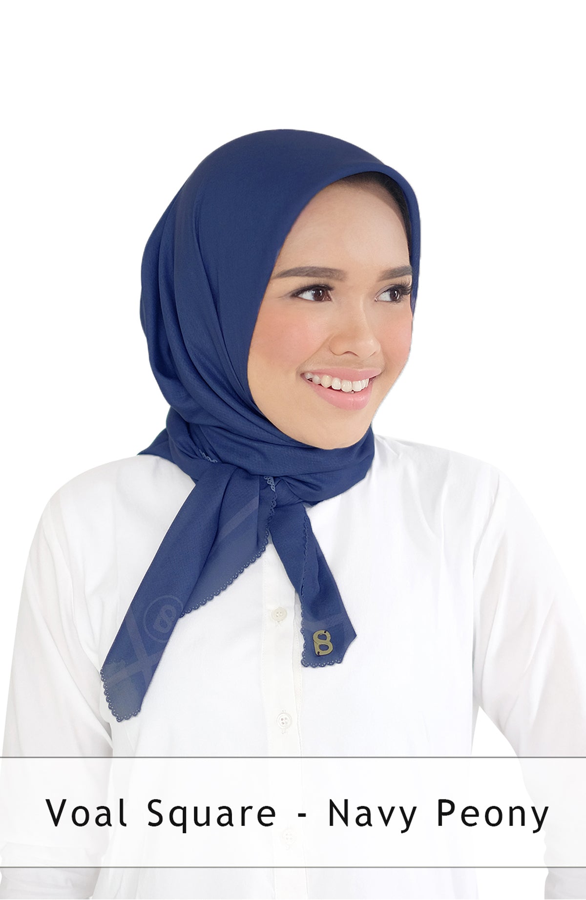 Voal Square in Navy Peony