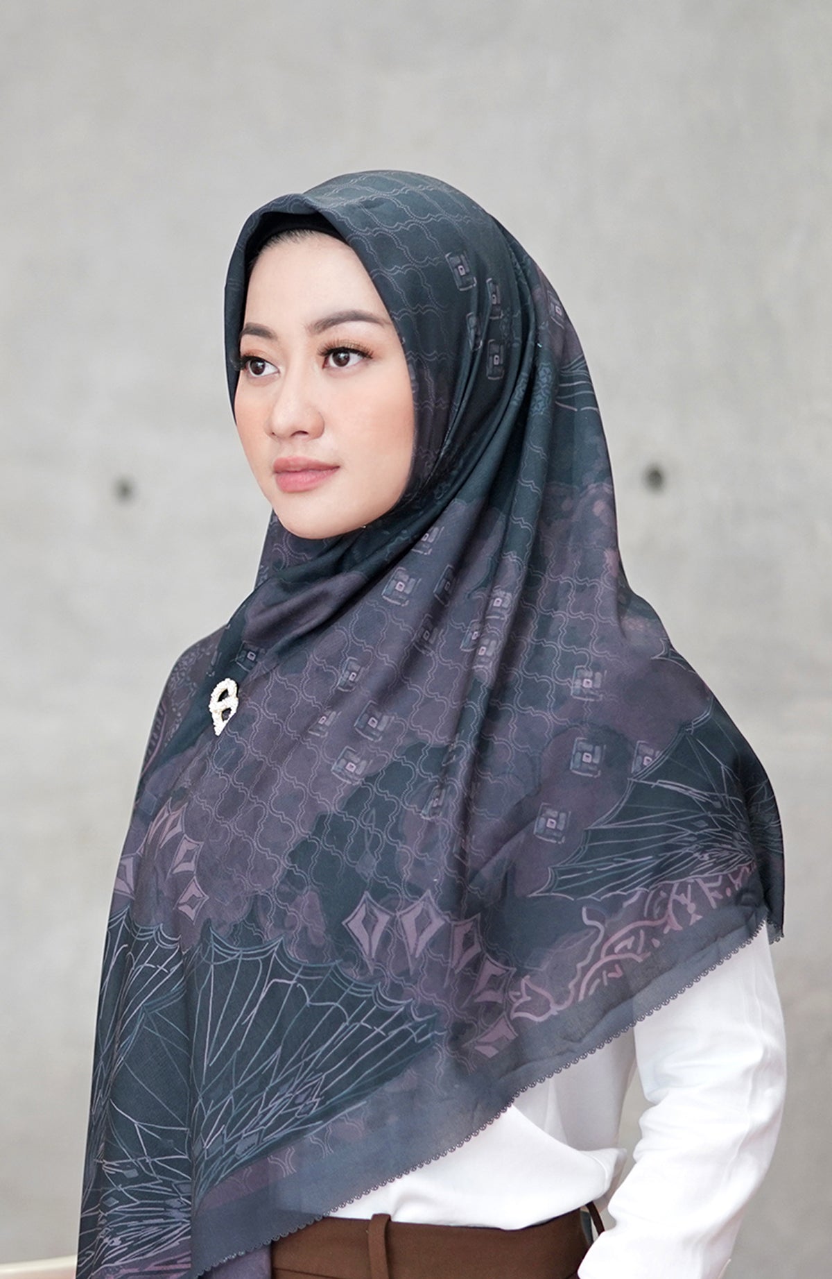 Medina Voal Kare XL - Lacivert