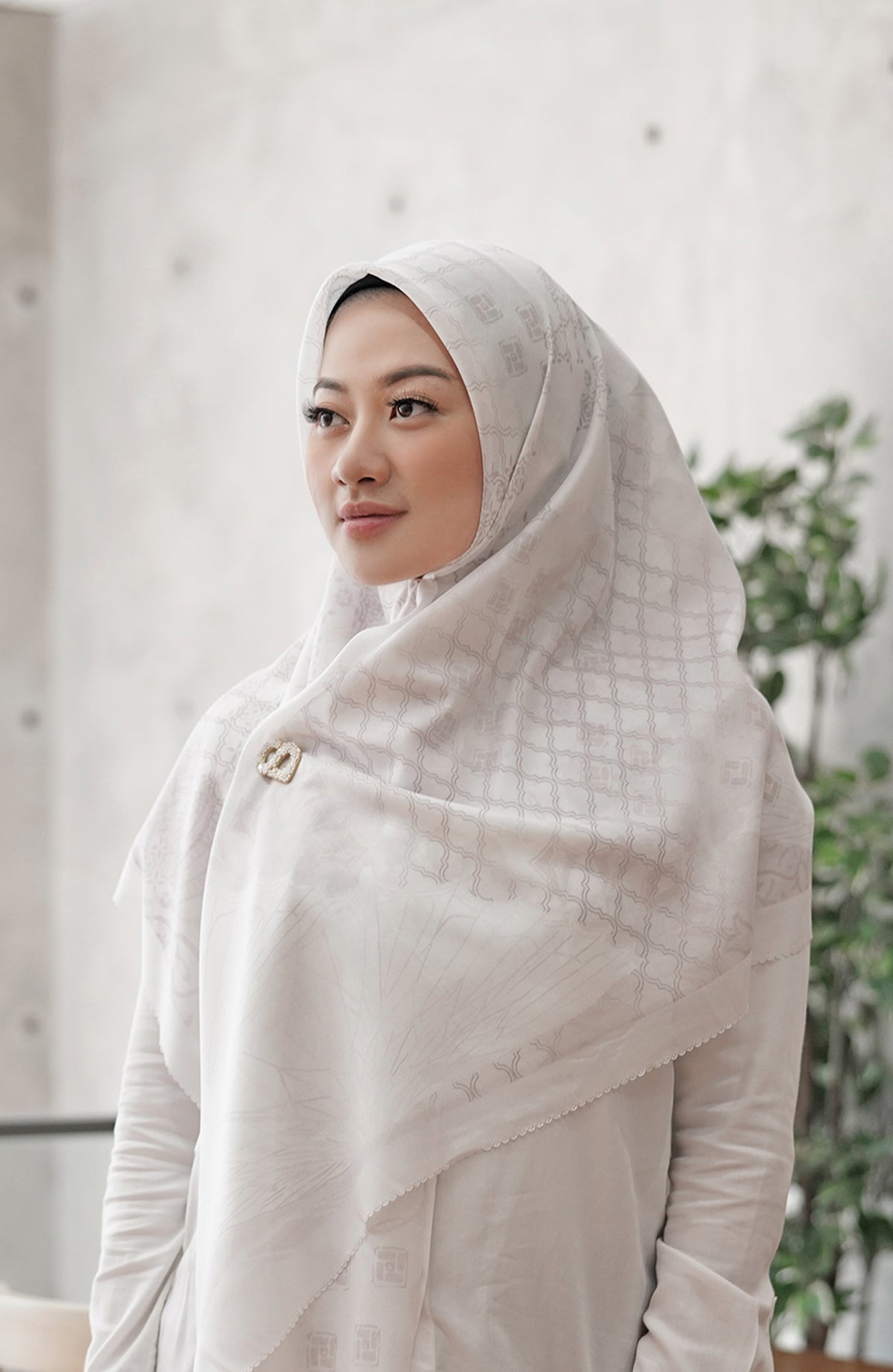 Medina Voal Kare XL - Beyaz