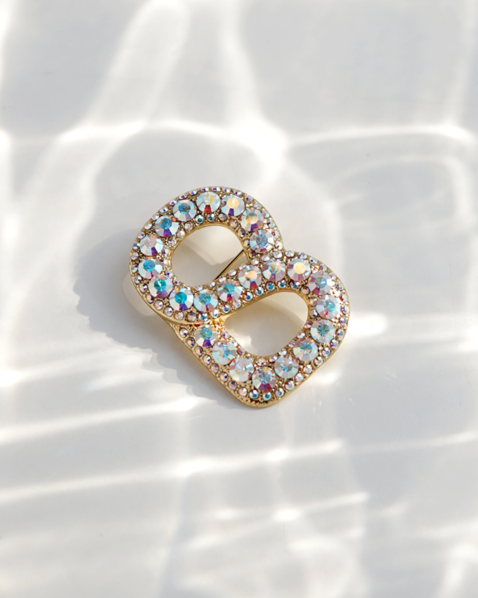 Luxe Signature Gleaming Brooch - Gold