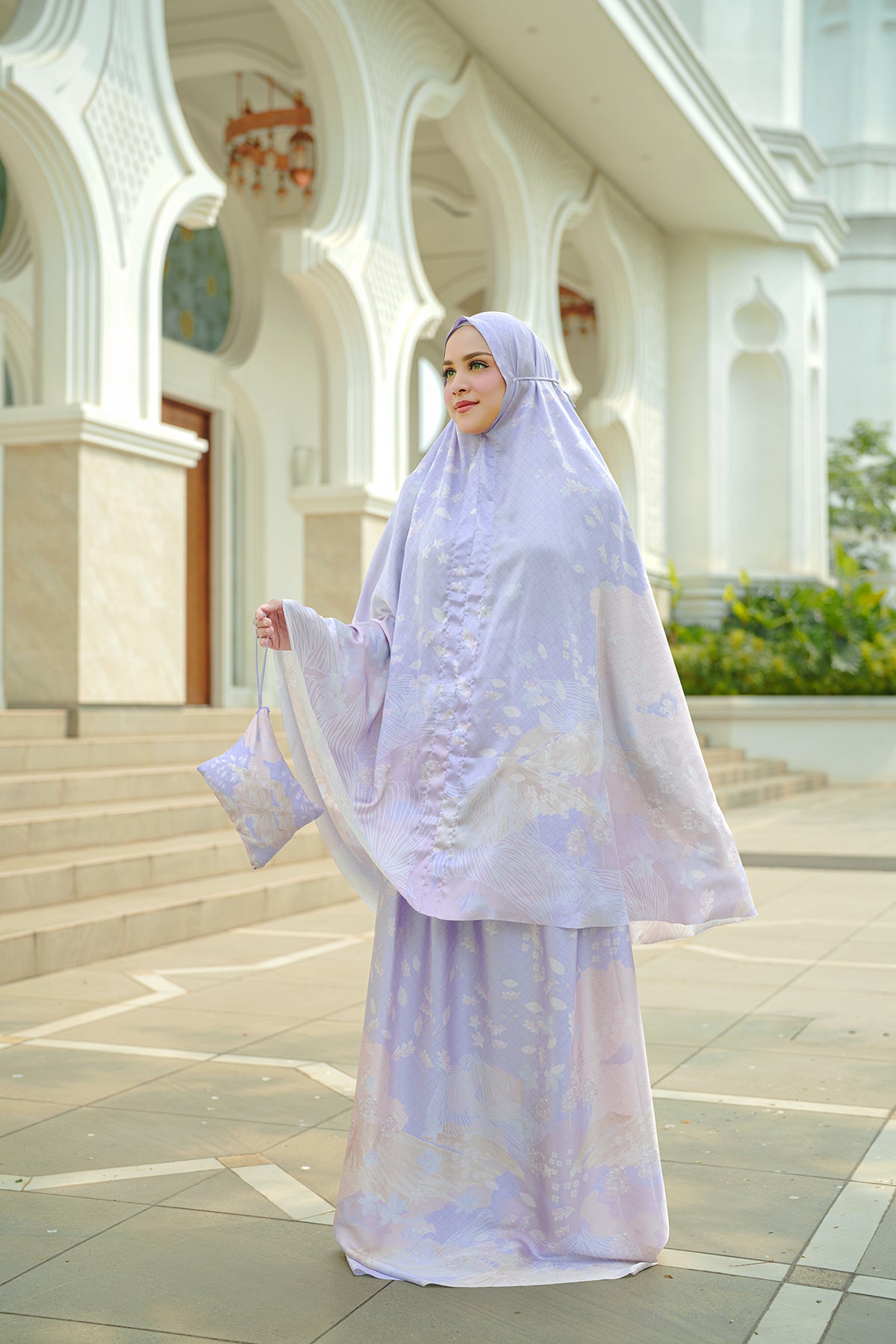 Iseltwald Dua Cübbesi - Menekşe