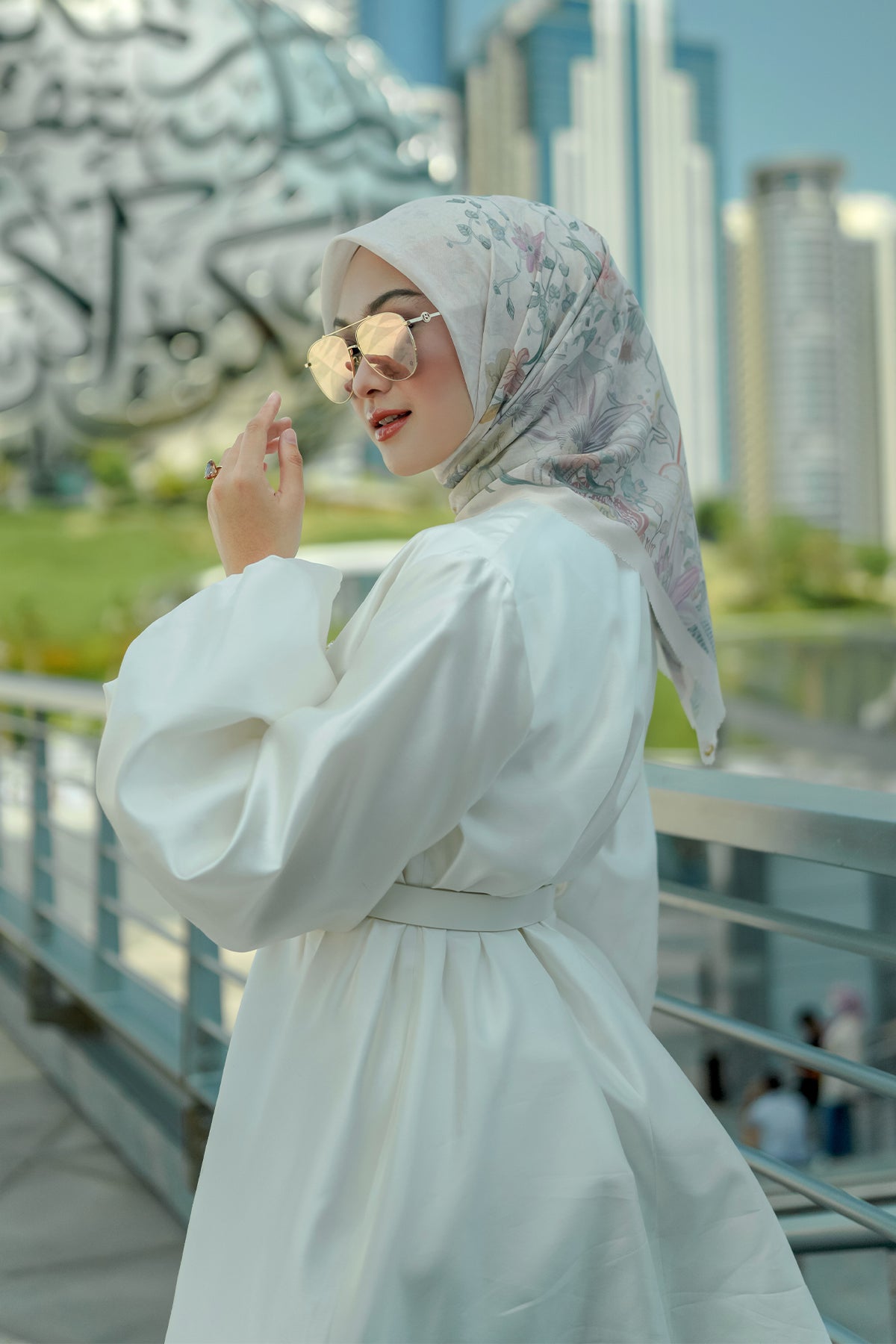 Dubai Voile Square - Vanilla