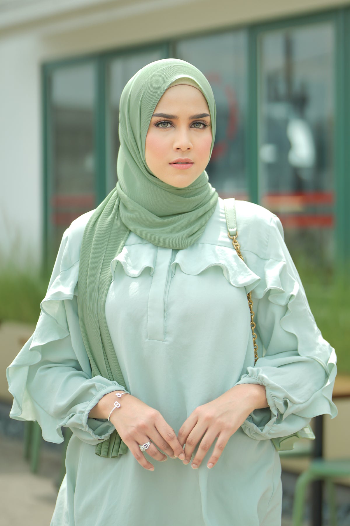 Günlük Pileli Şal - Sessiz Yeşil