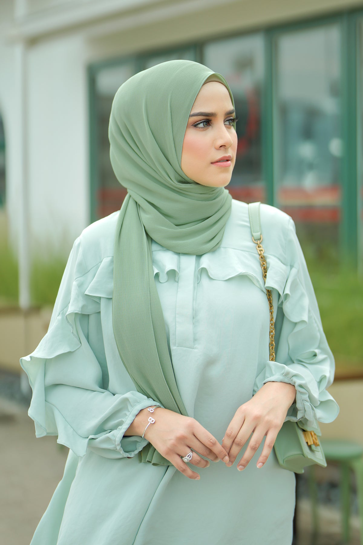 Günlük Pileli Şal - Sessiz Yeşil