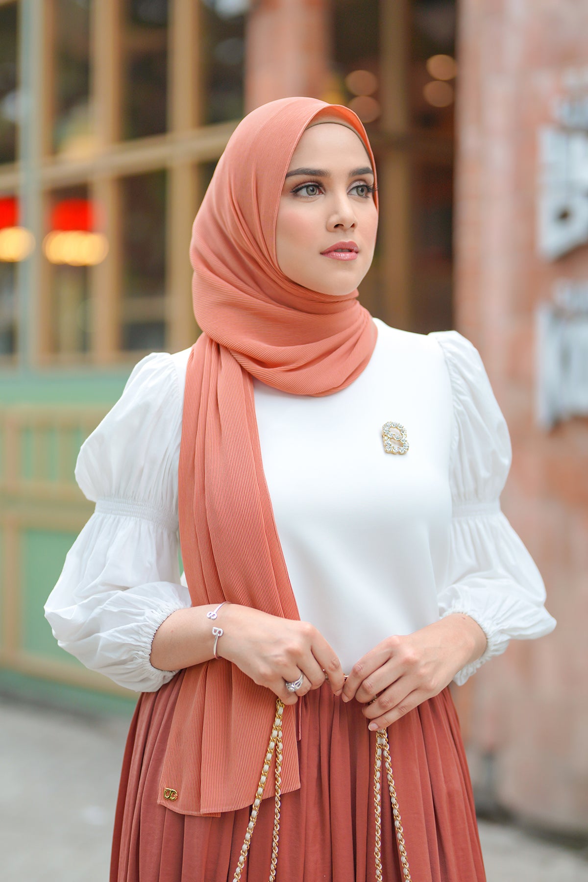 Everyday Pleated Shawl - Salmon