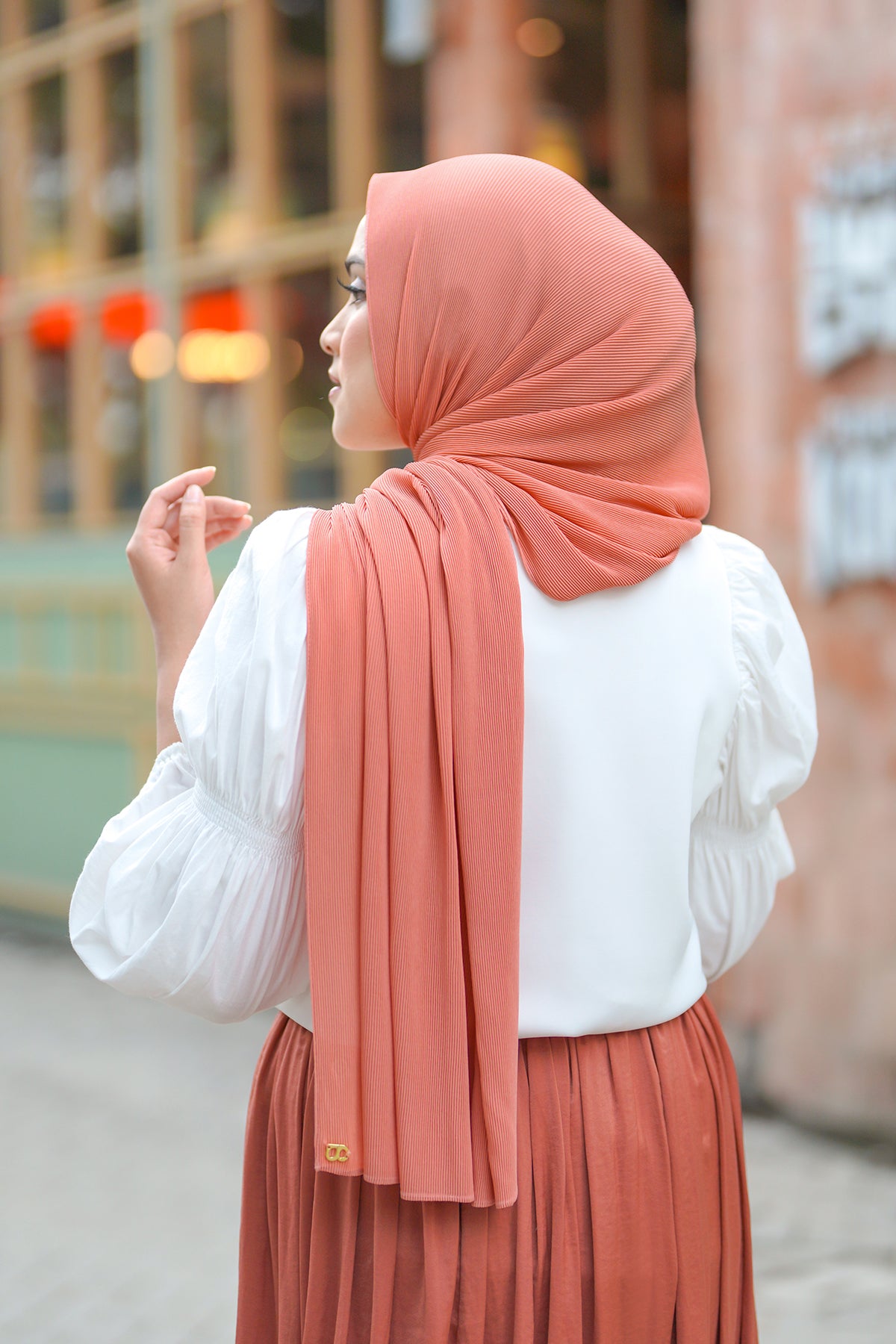 Everyday Pleated Shawl - Salmon