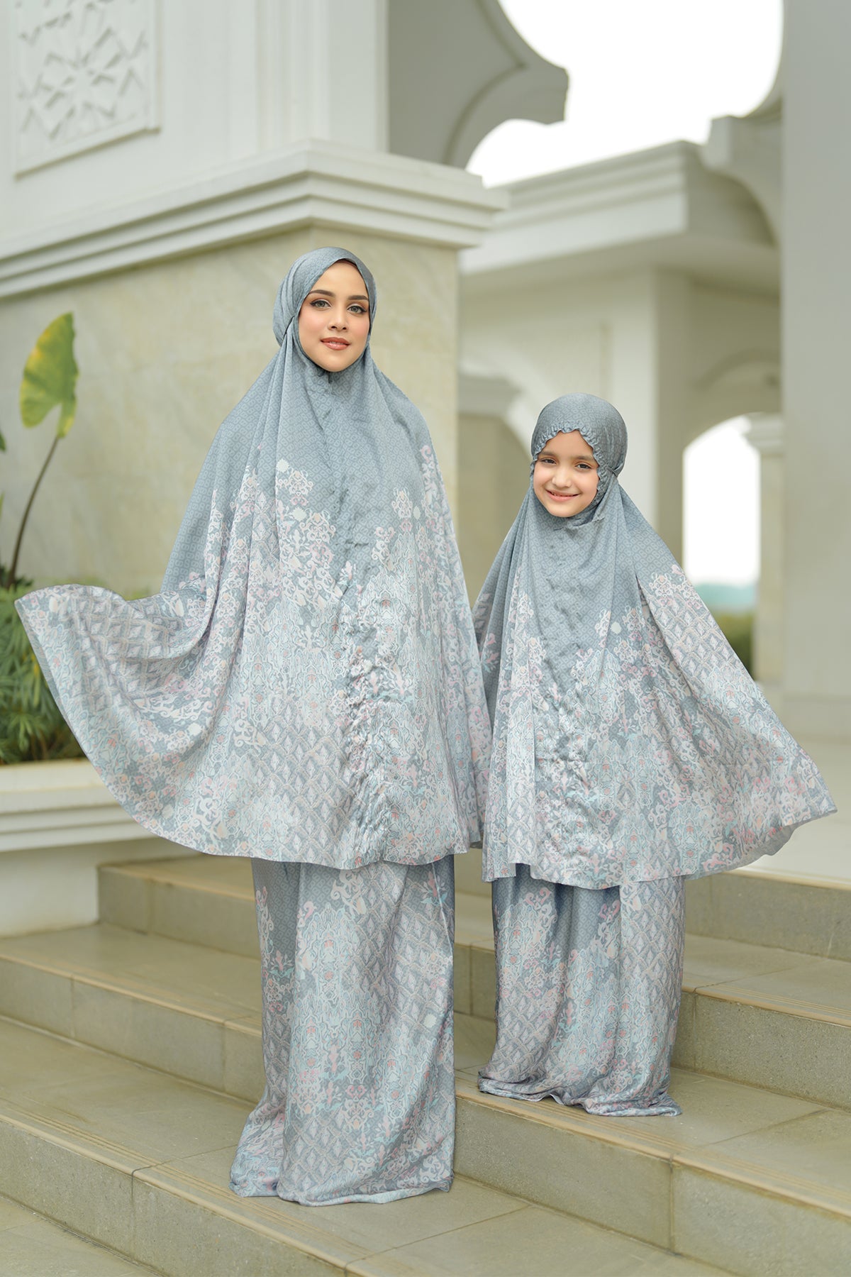 The Granada Prayer Robe - Dove