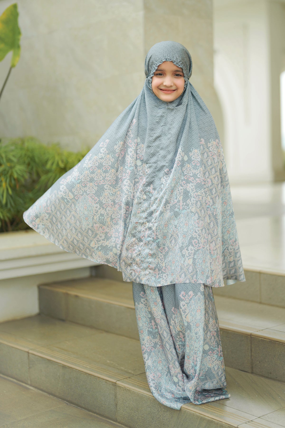 The Granada Prayer Robe - Dove