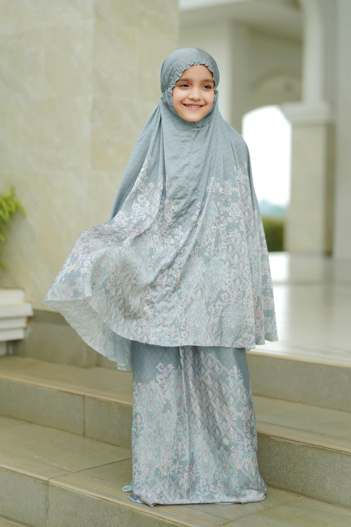 The Granada Prayer Robe - Dove