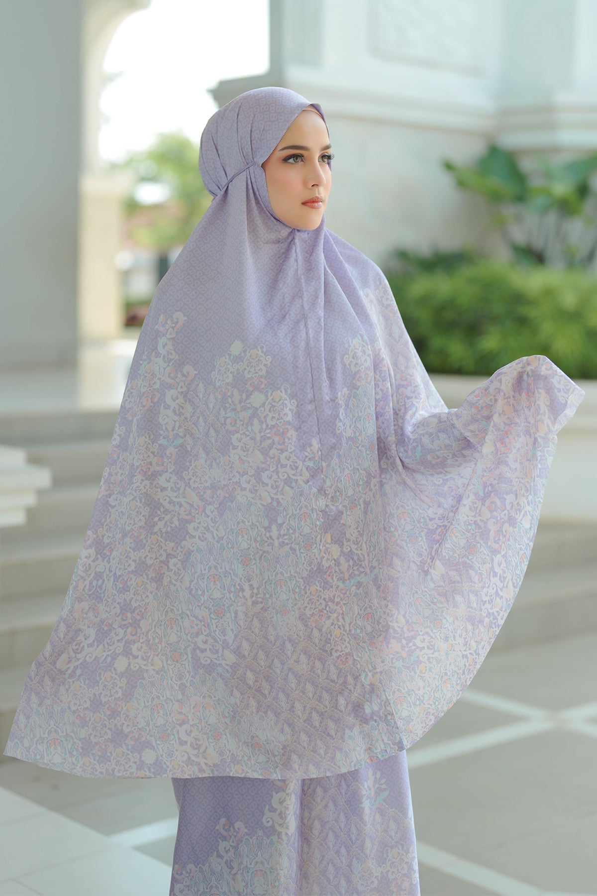 The Granada Prayer Robe - Nirvana