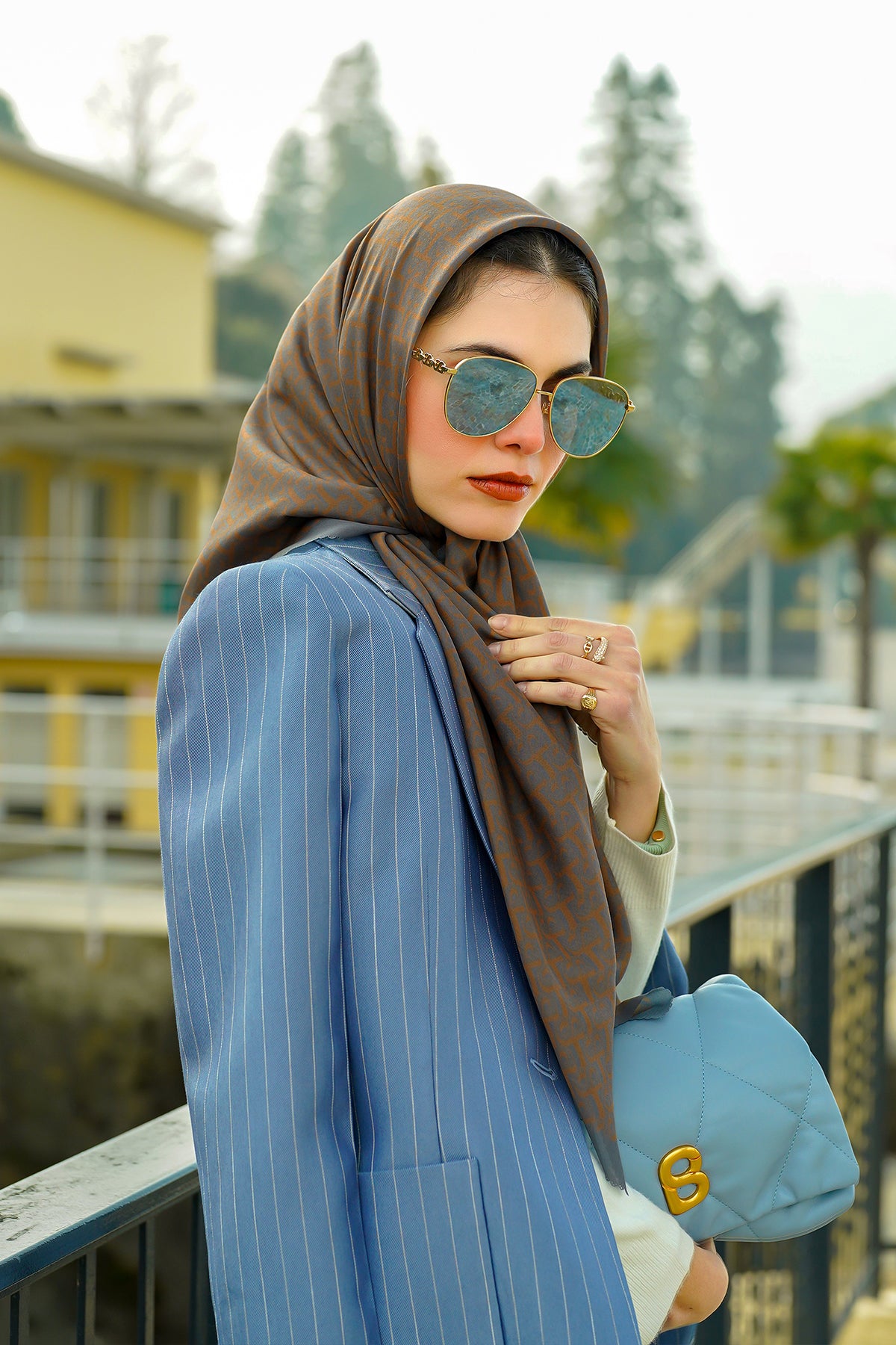 Bimu Voile Square - Mooncake