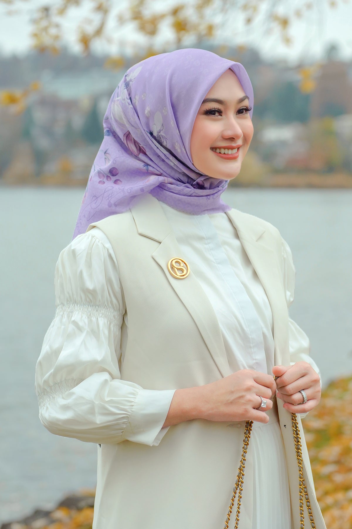 The Nada Square - Fa