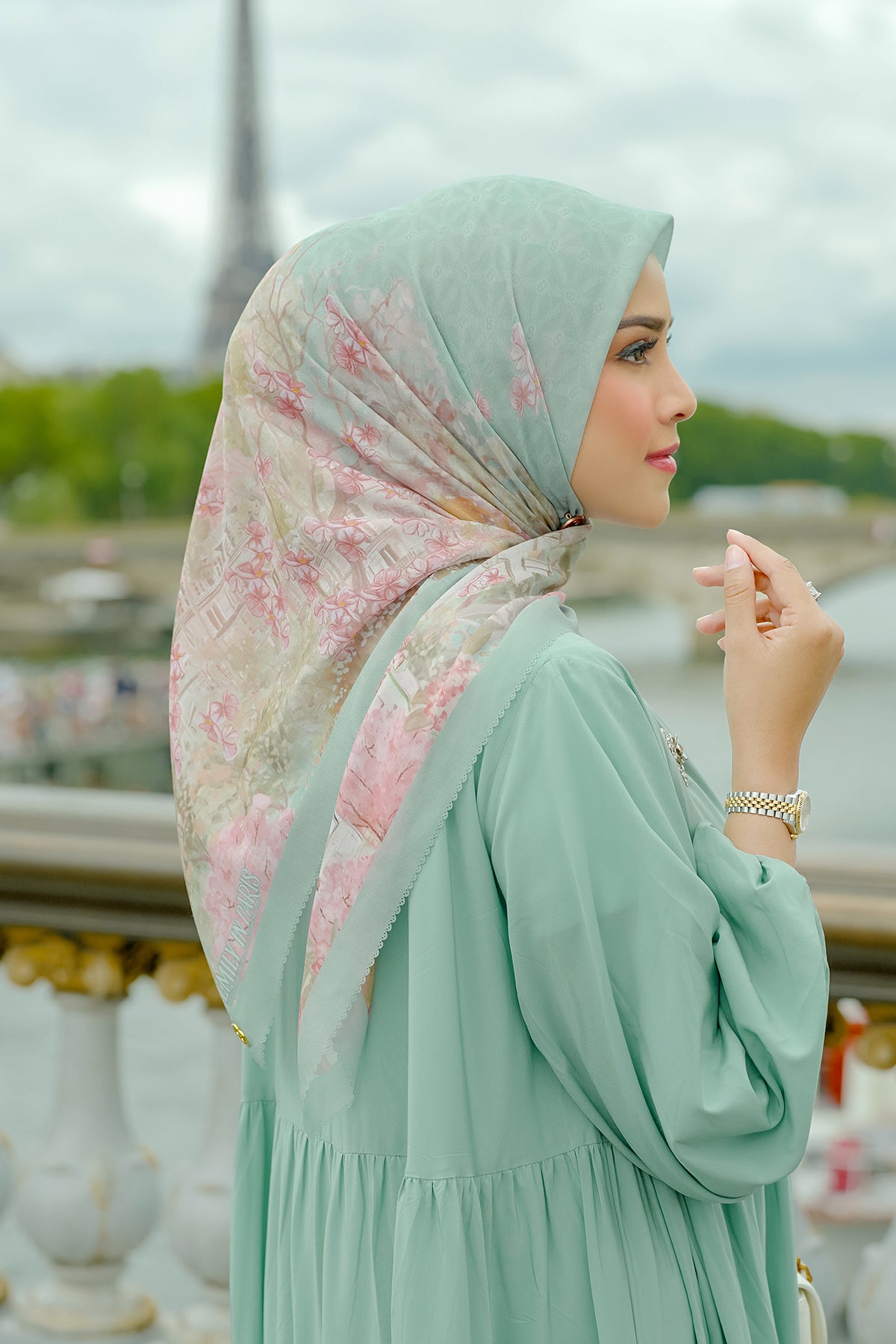 The Parisian Square - Bonbon